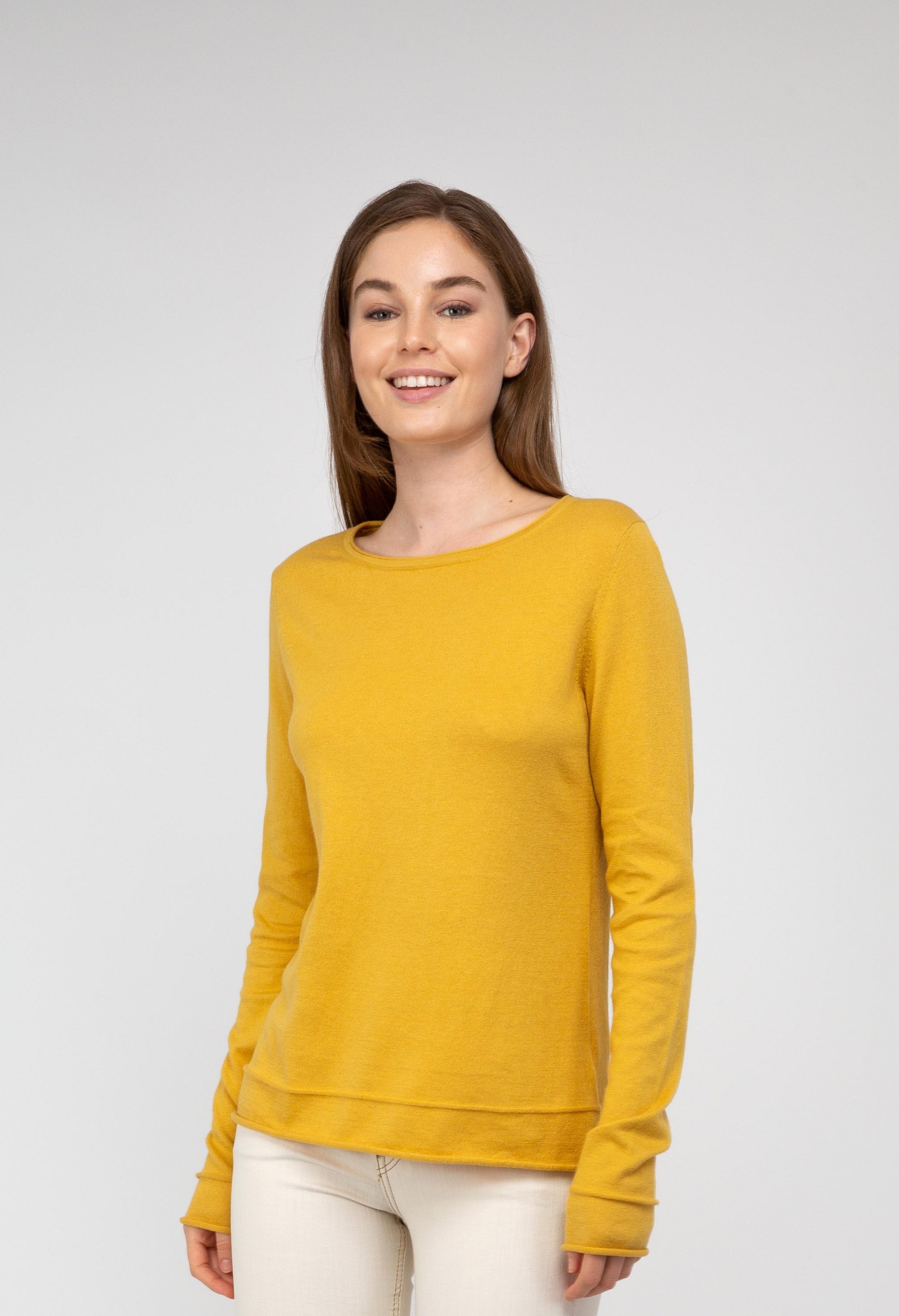 Van Kukil Classic Crew Neck Jumper