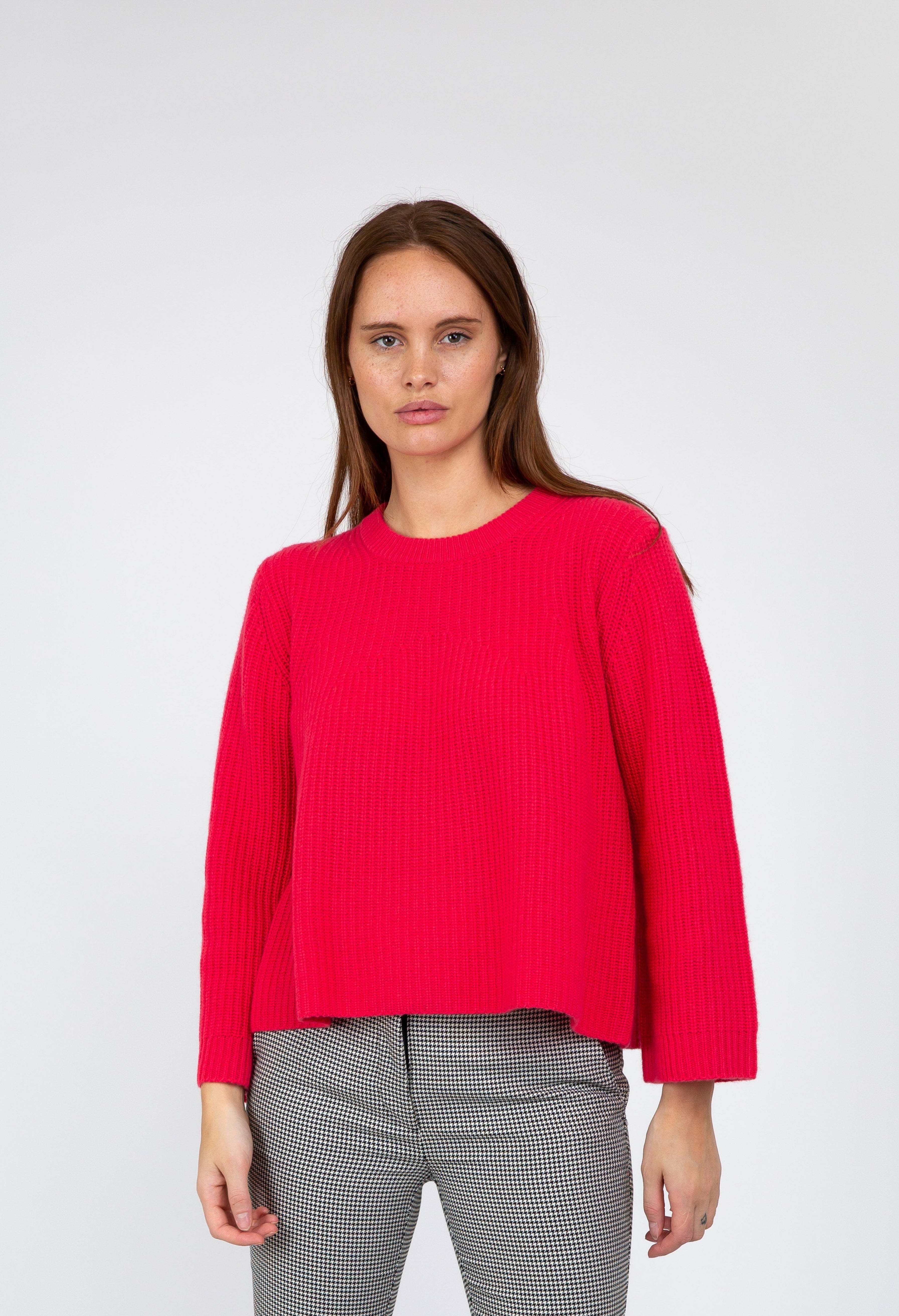 Van Kukil Classic Crew neck Sweater