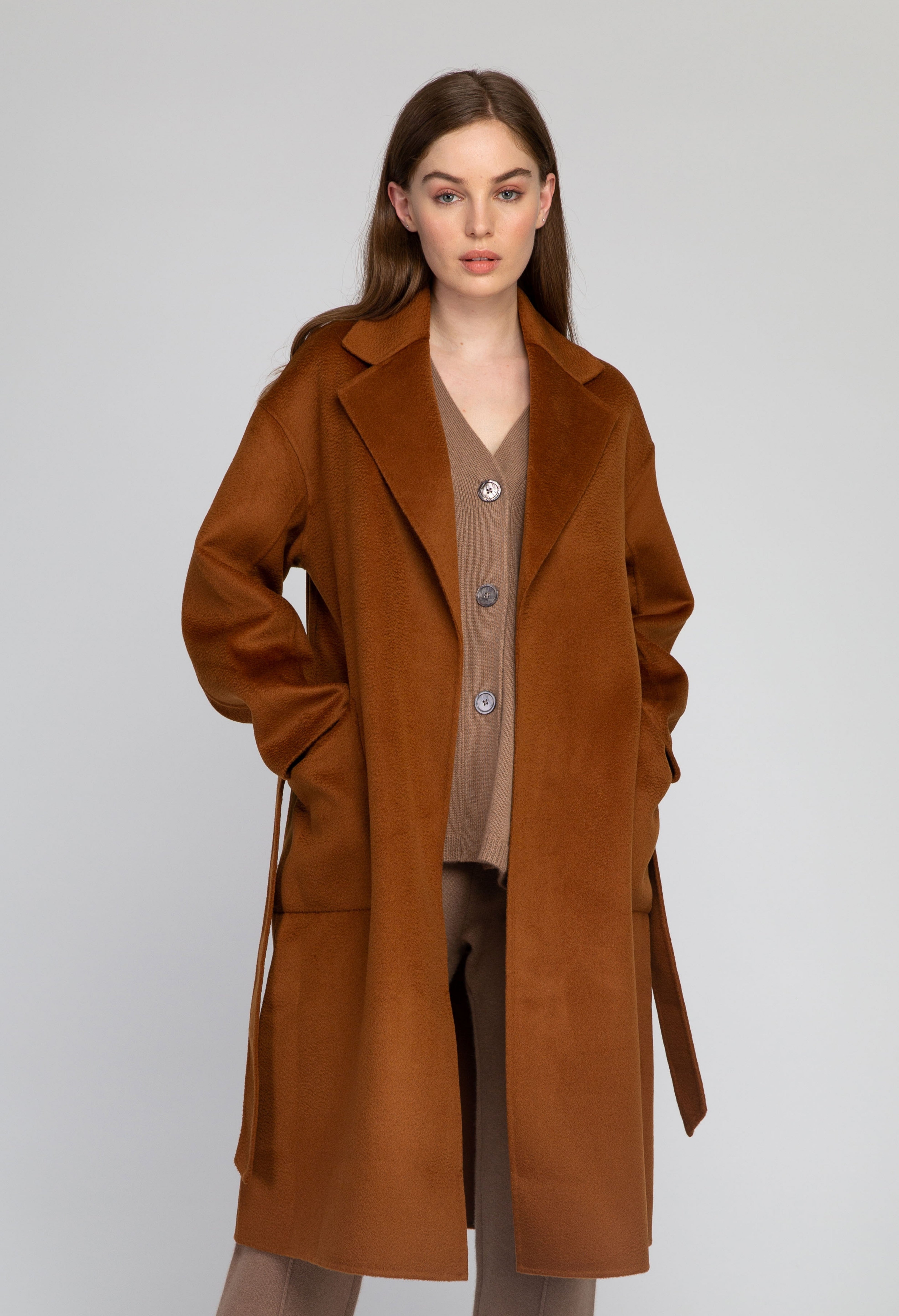 VAN KUKIL LONG COAT WITH POCKETS