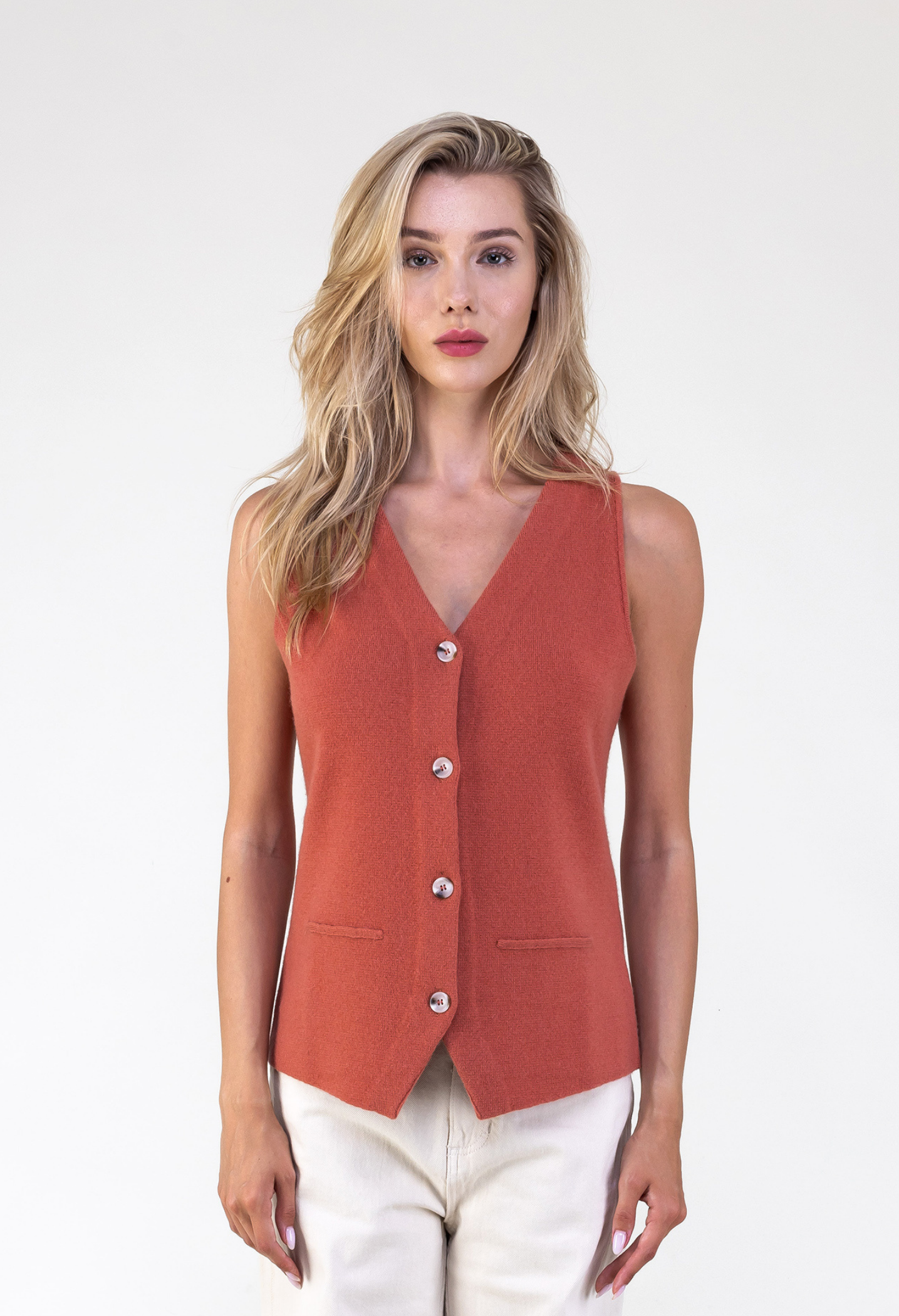 Van Kukil Sleeveless Cashmere Button Vest