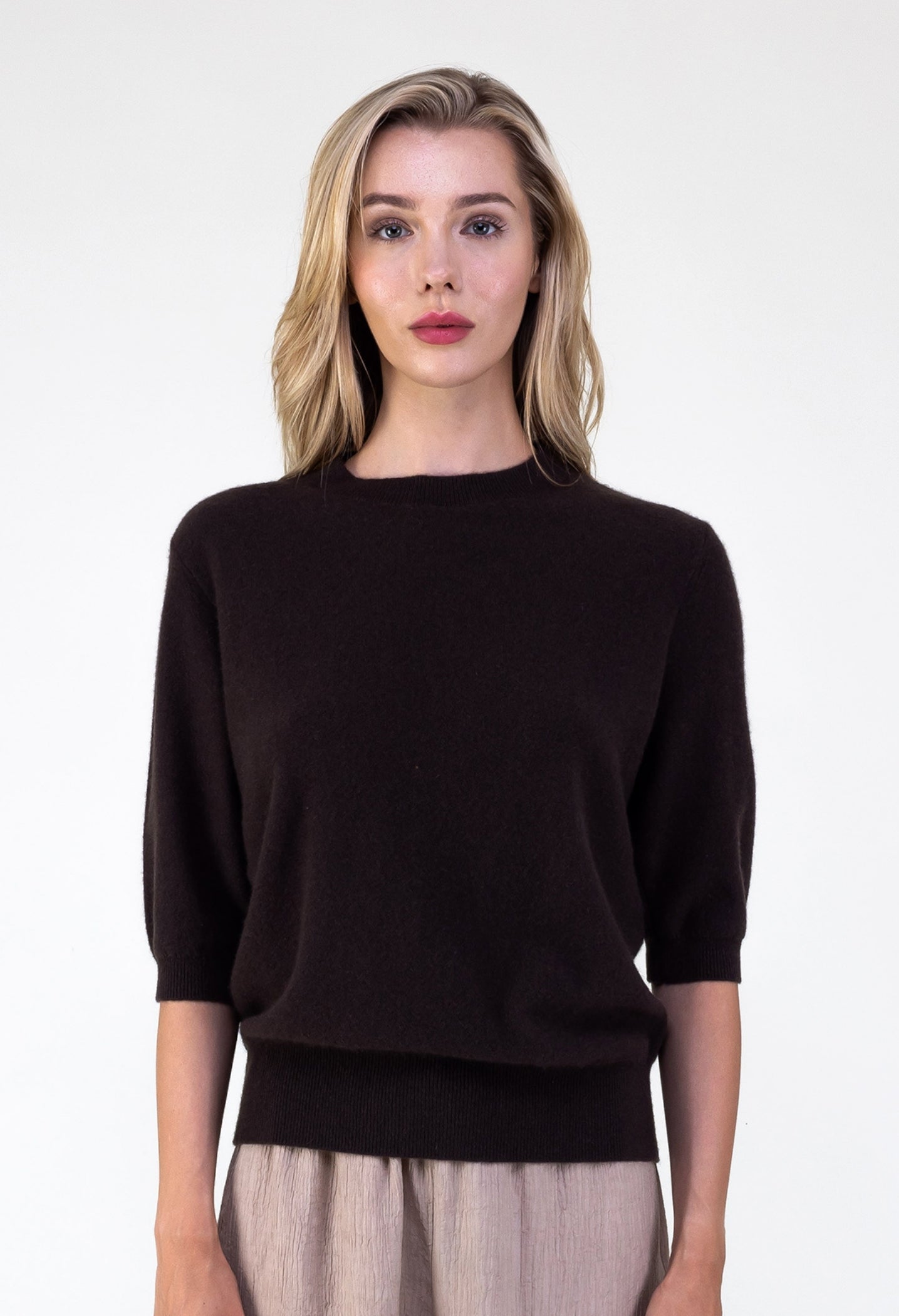 Van Kukil 100% Cashmere Short Sleeve Sweater