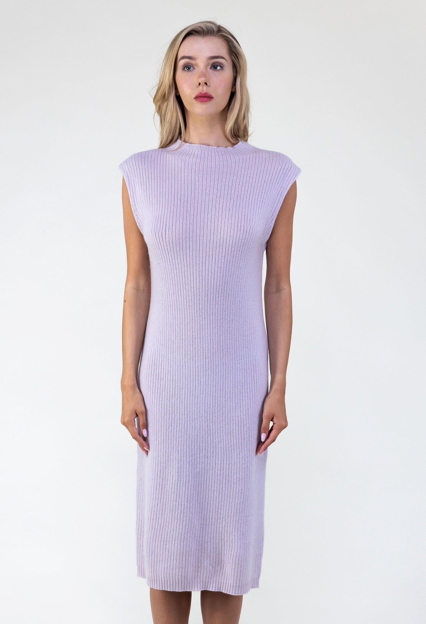 Van Kukil Cap Sleeve Ribbed Midi Dress