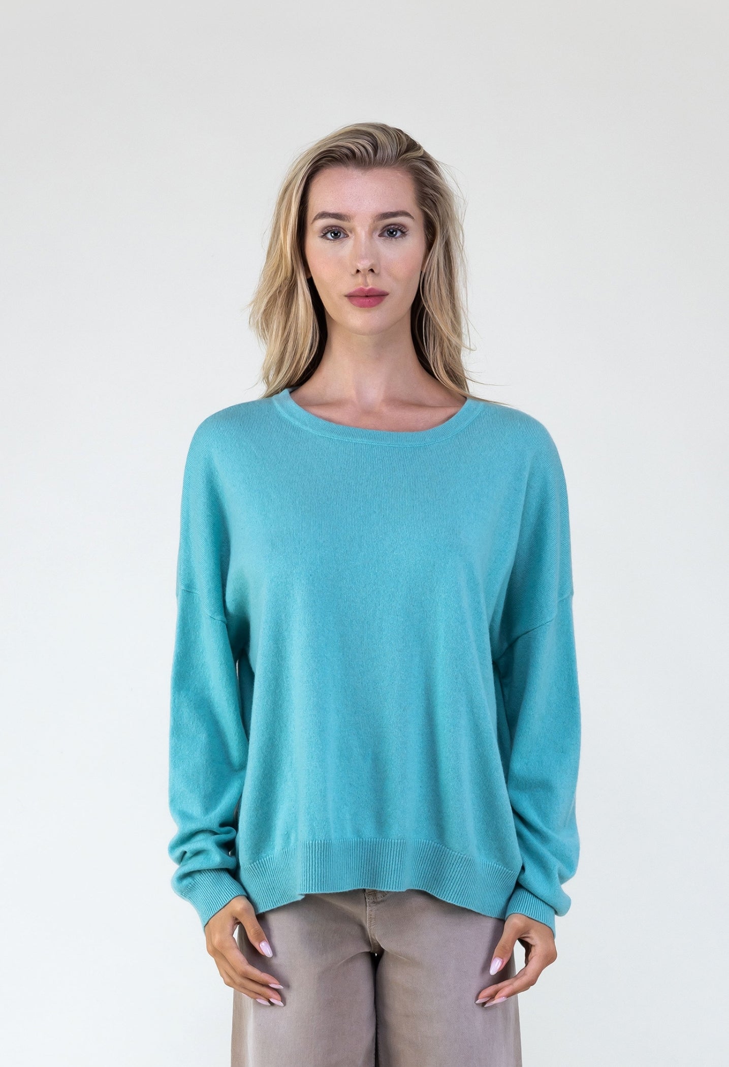 Van Kukil Cashmere Relaxed Crewneck Sweater