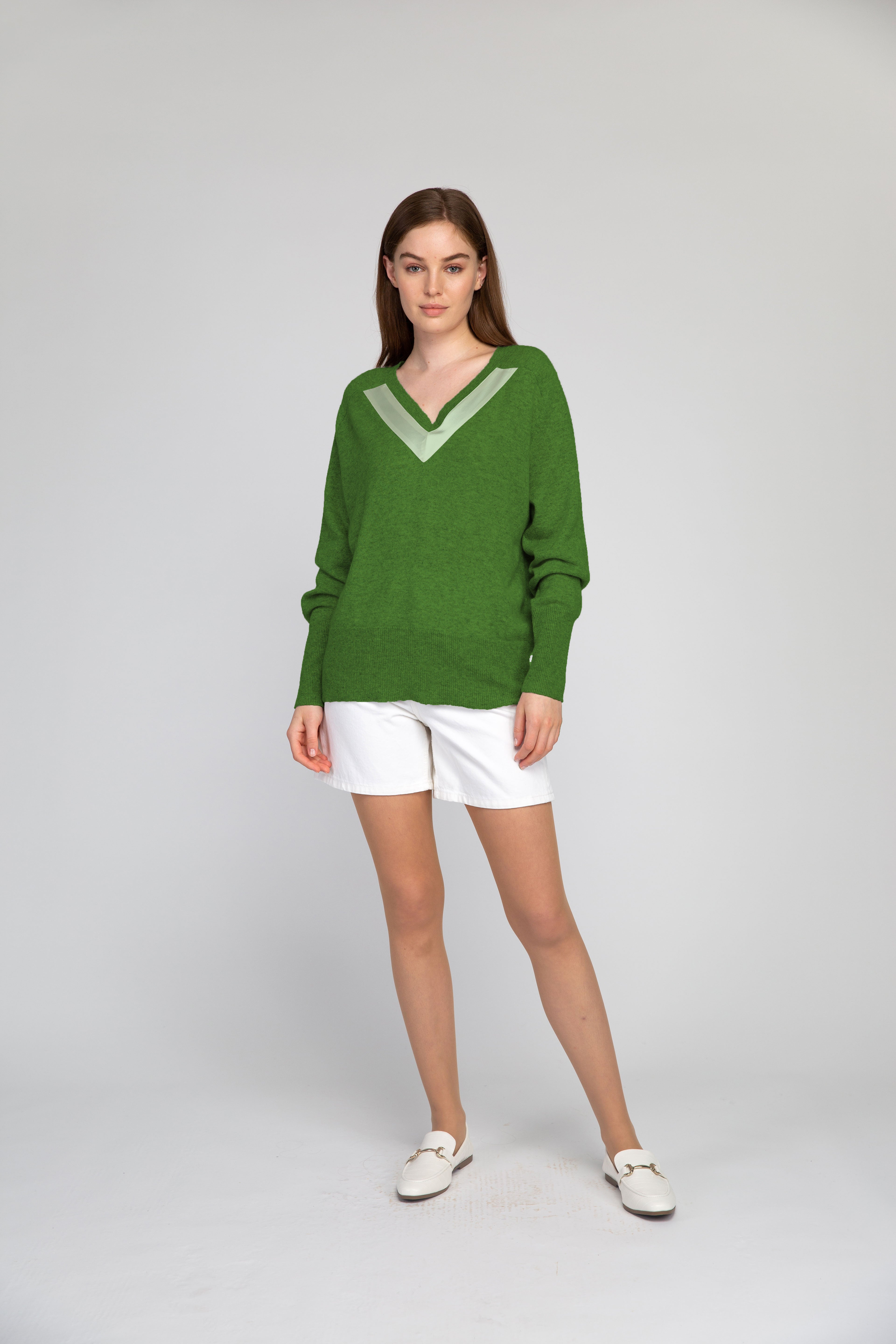 VAN KUKIL V NECK JUMPER WITHOUT PATCH