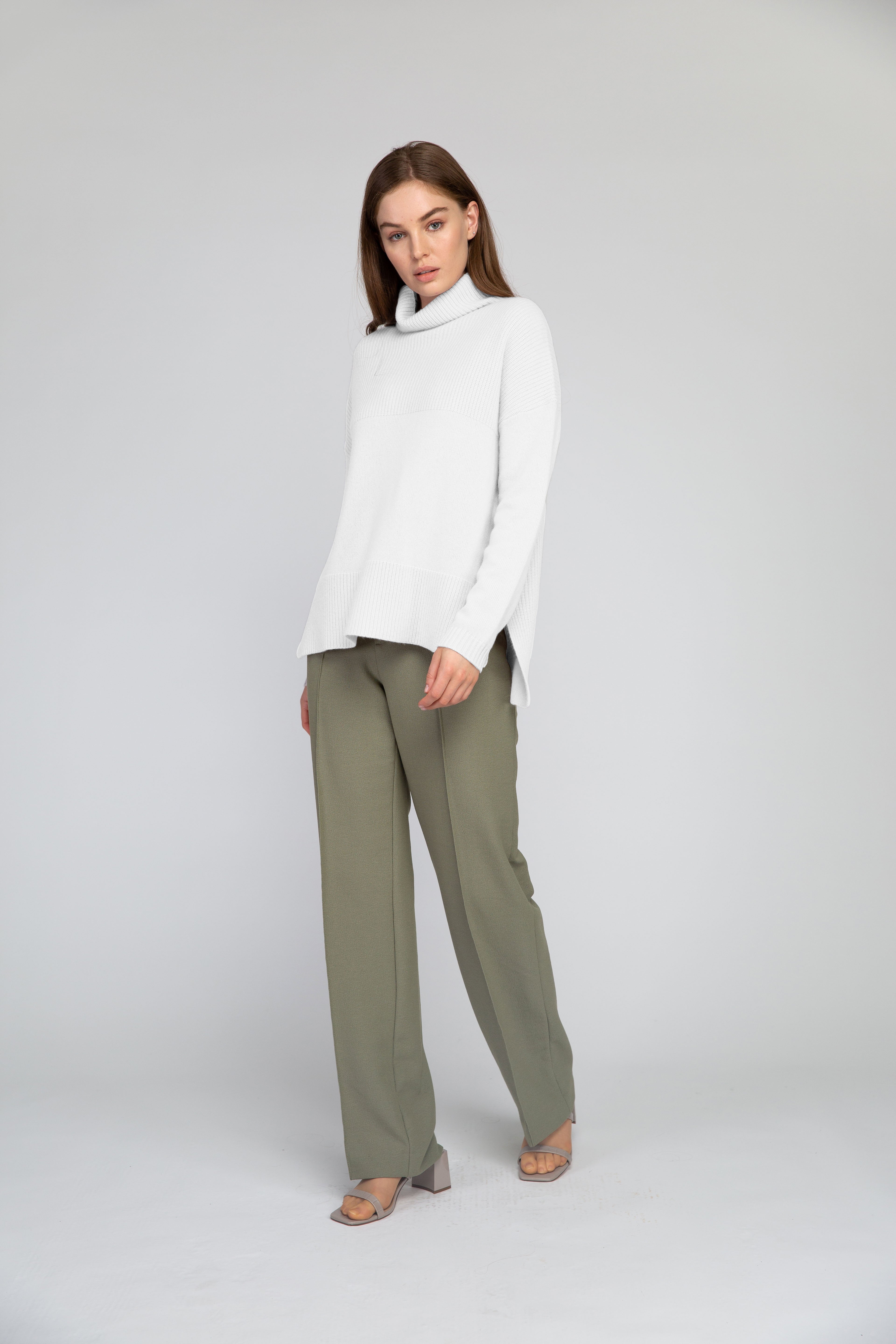 VAN KUKIL ROLL NECK HALF RIB JUMPER