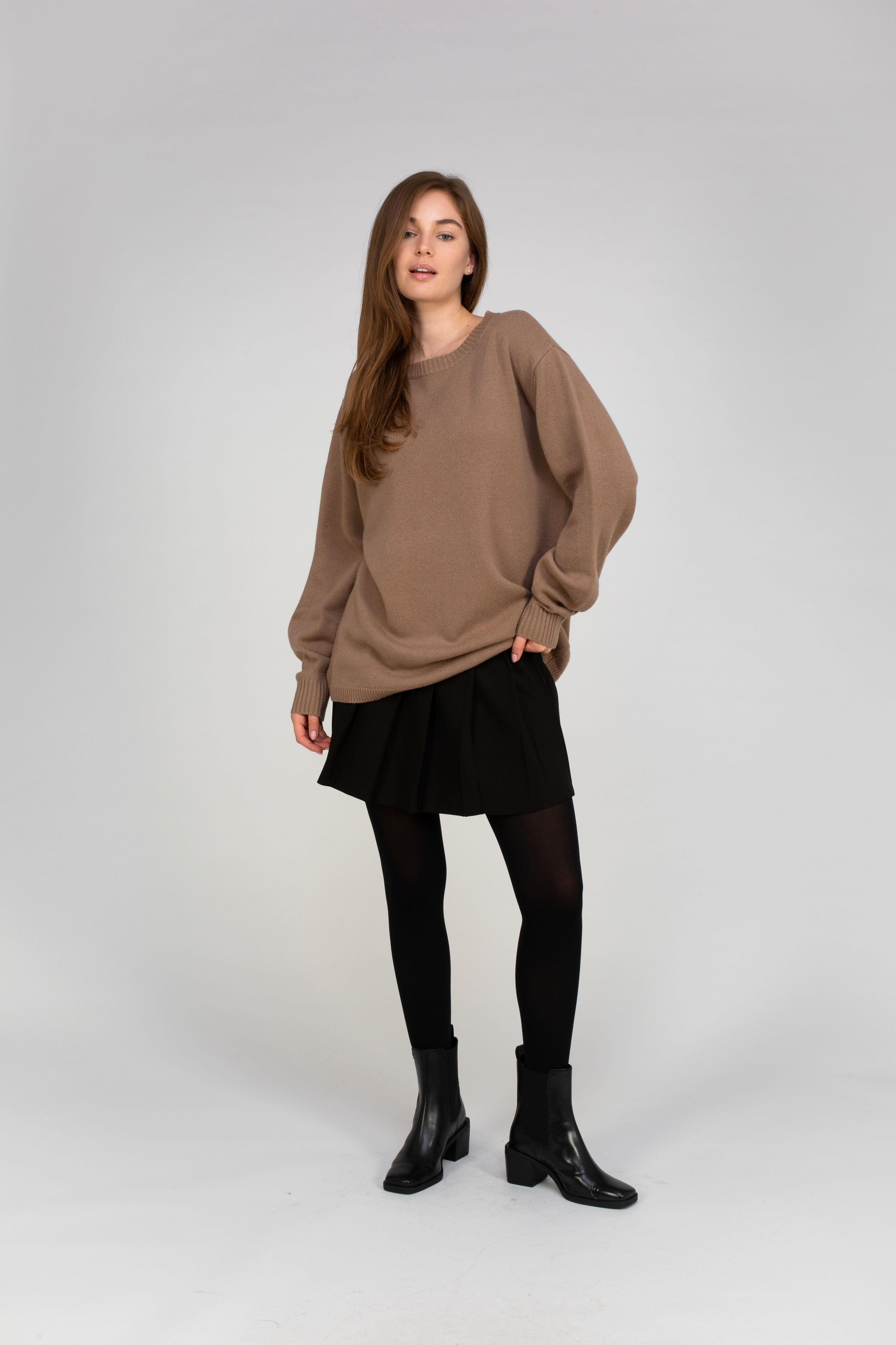 VAN KUKIL FASHIONED SLEEVE JUMPER