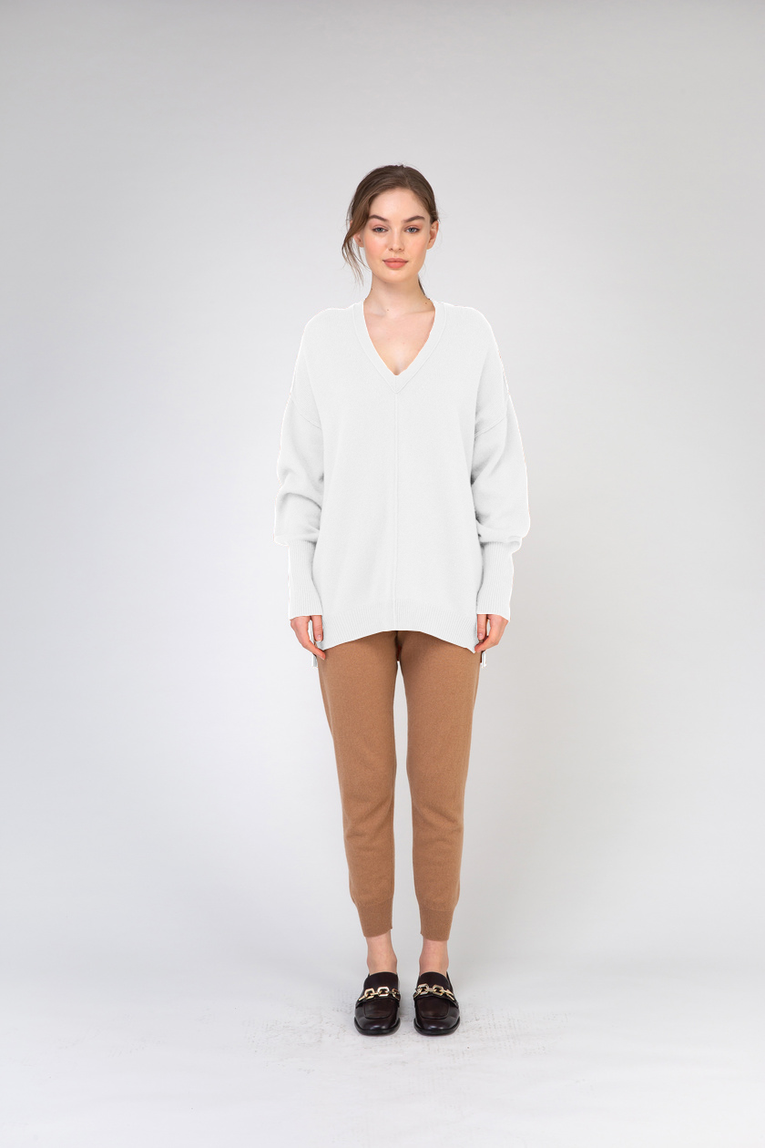 Van Kukil Deep V-Neck Cashmere Jumper