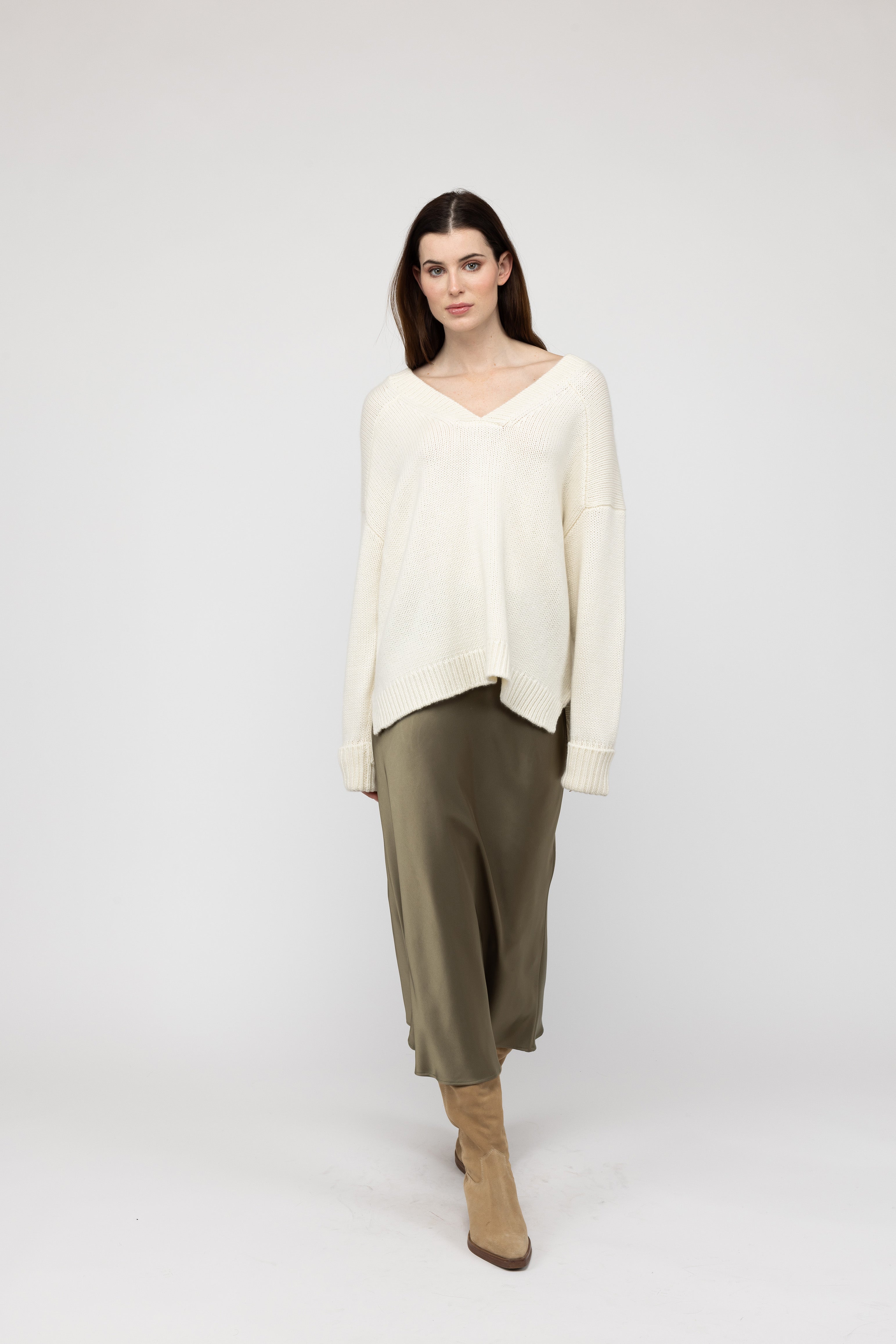 Van Kukil Cashmere Oversized V-Neck Sweater