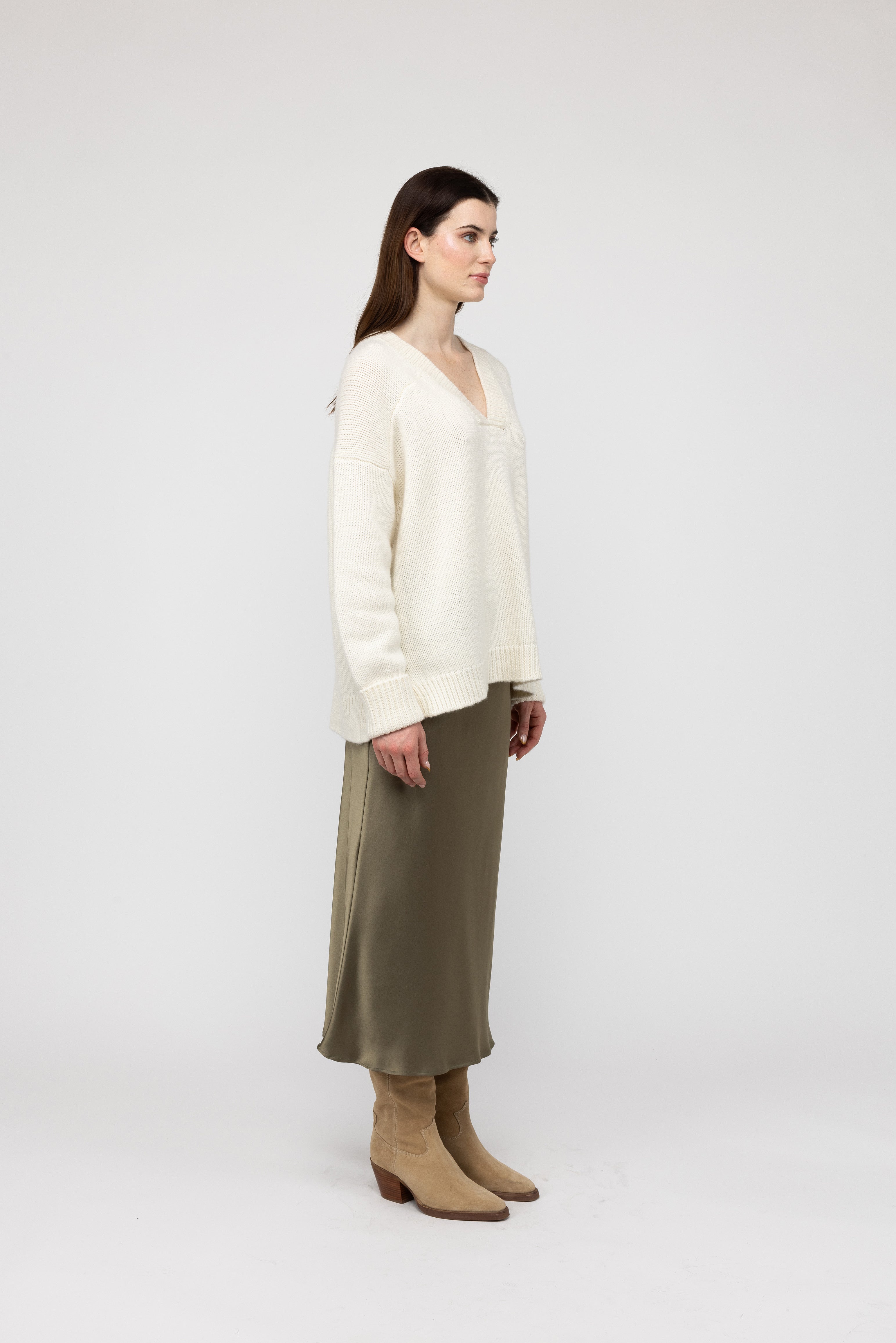 Van Kukil Cashmere Oversized V-Neck Sweater