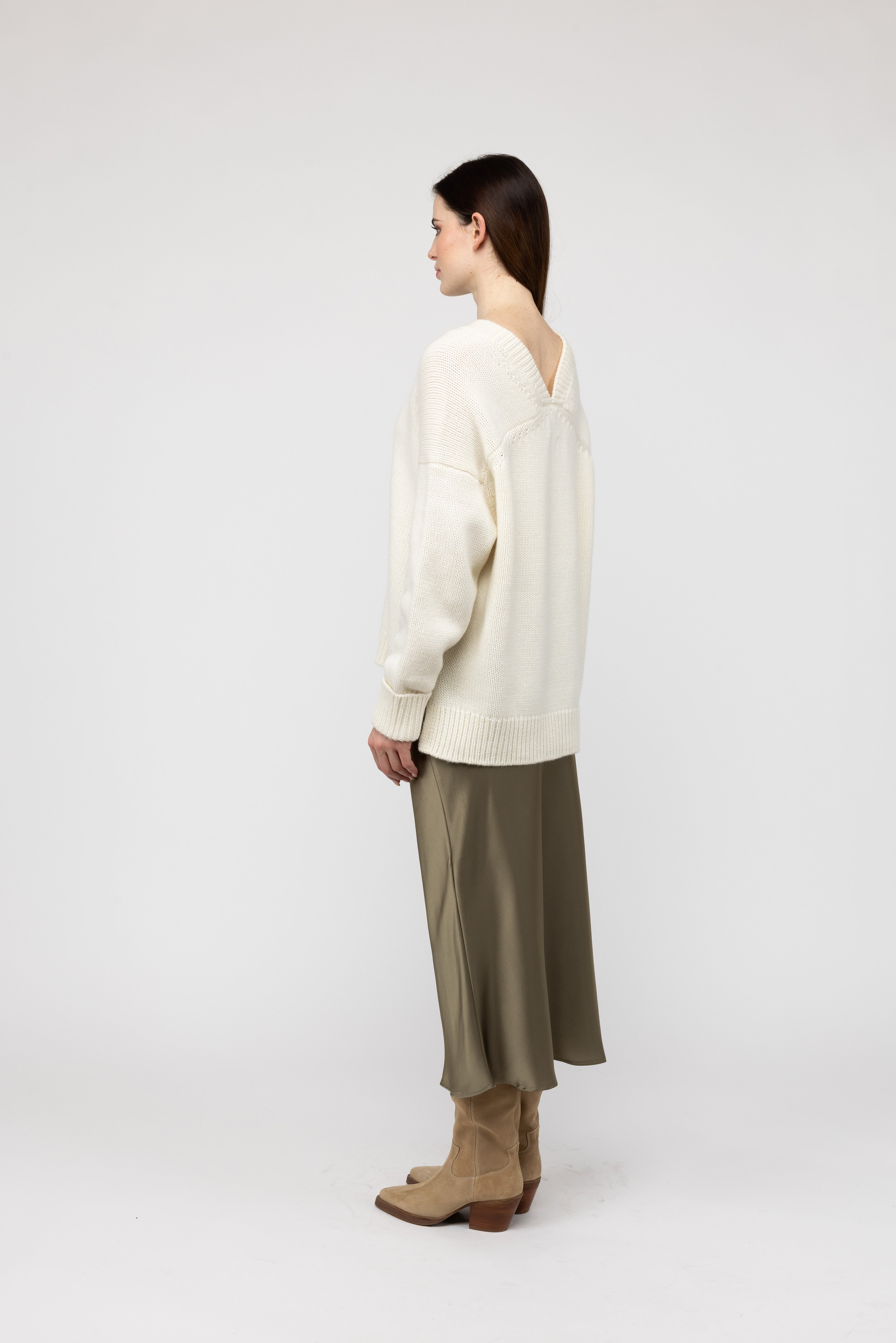 Van Kukil Cashmere Oversized V-Neck Sweater