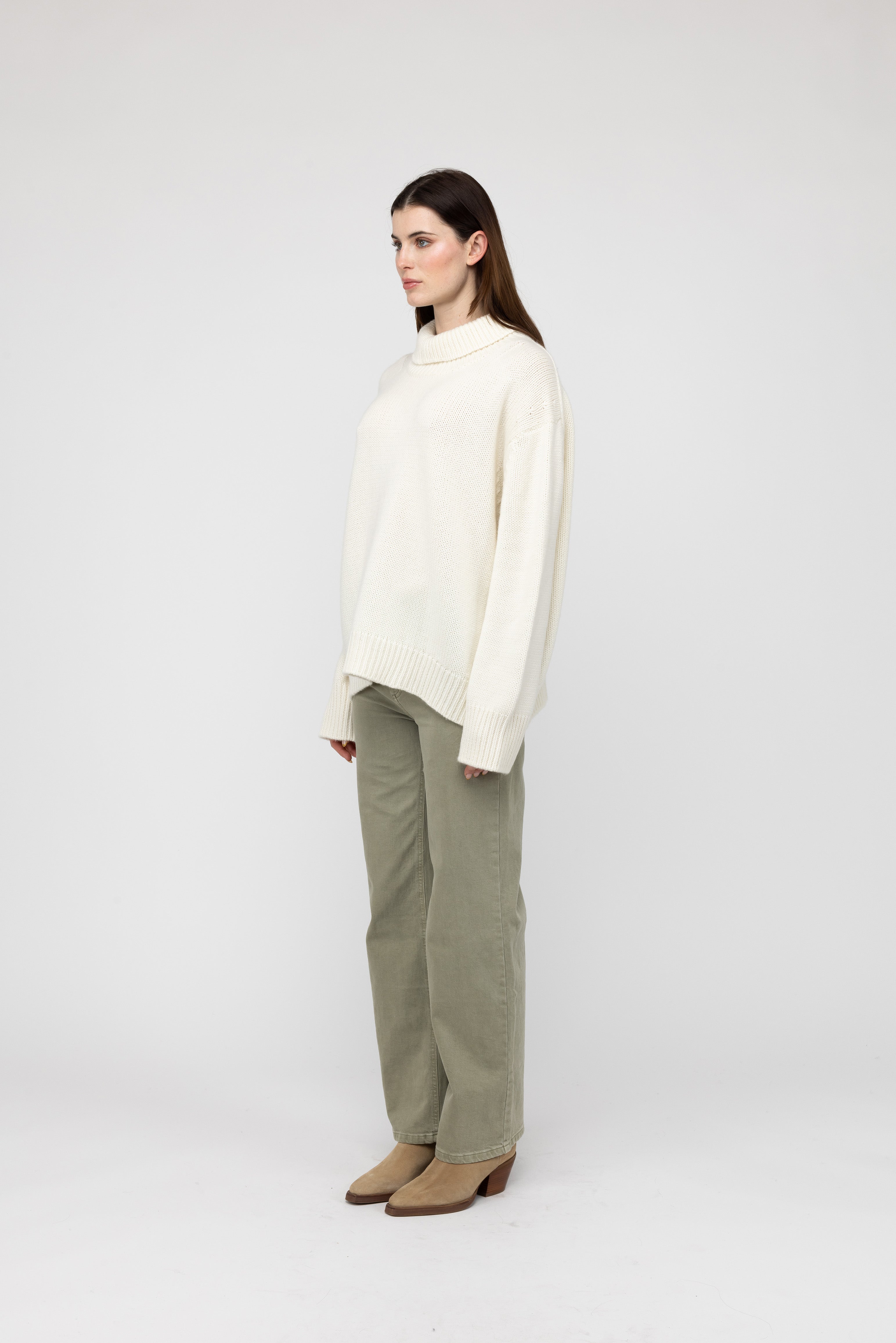 VAN KUKIL HIGH NECK JUMPER