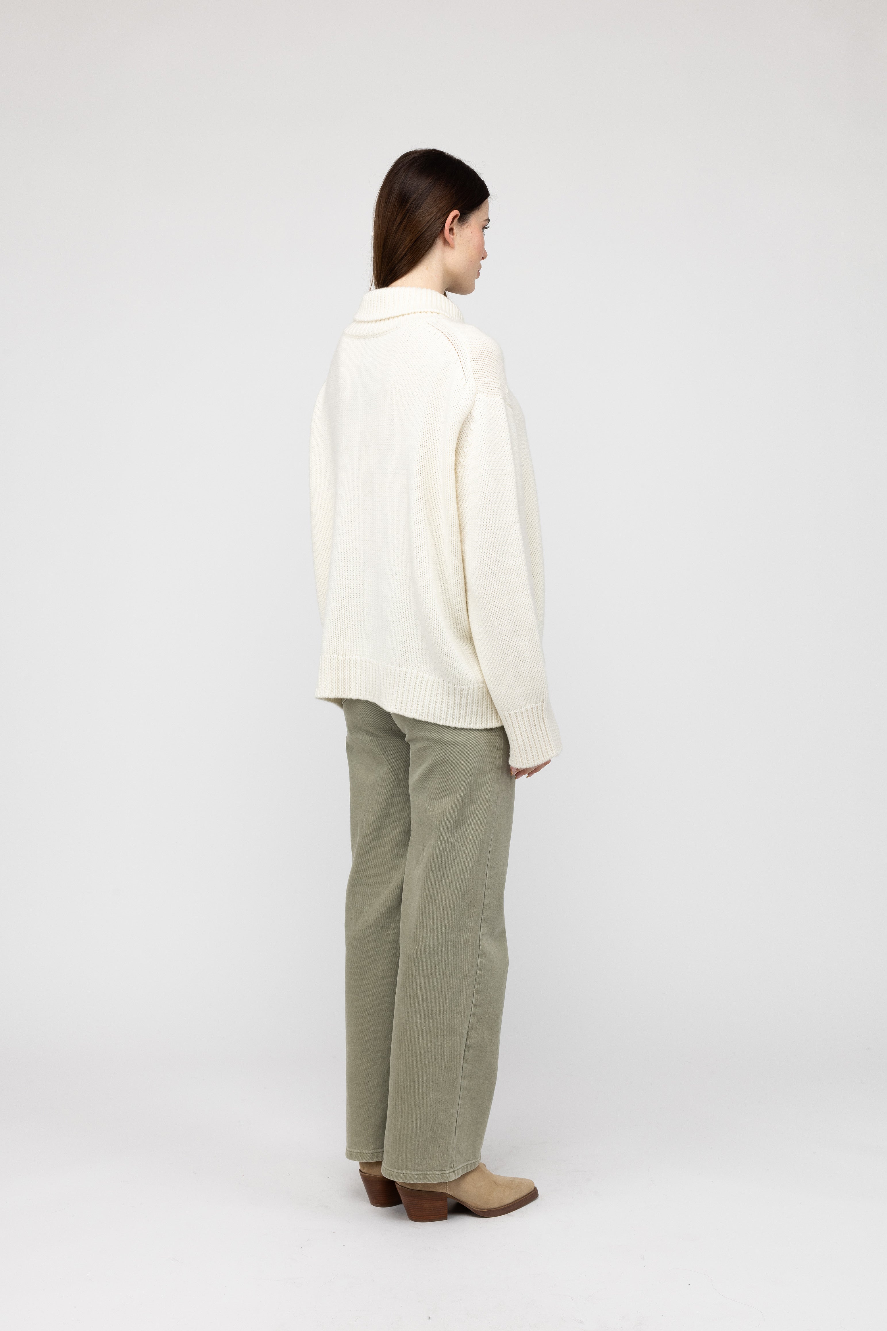 VAN KUKIL HIGH NECK JUMPER