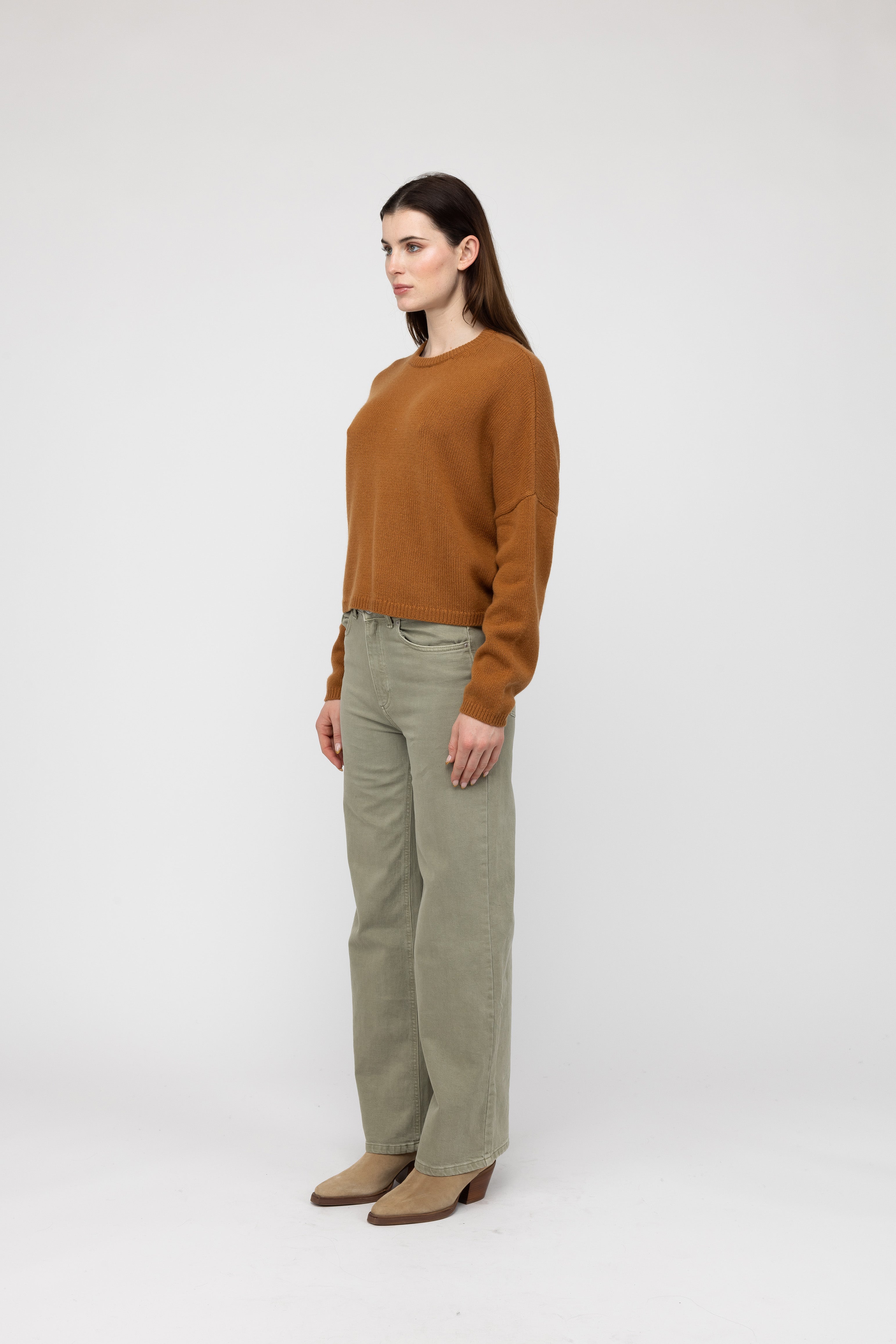 Van Kukil Cashmere Relaxed Fit Sweater