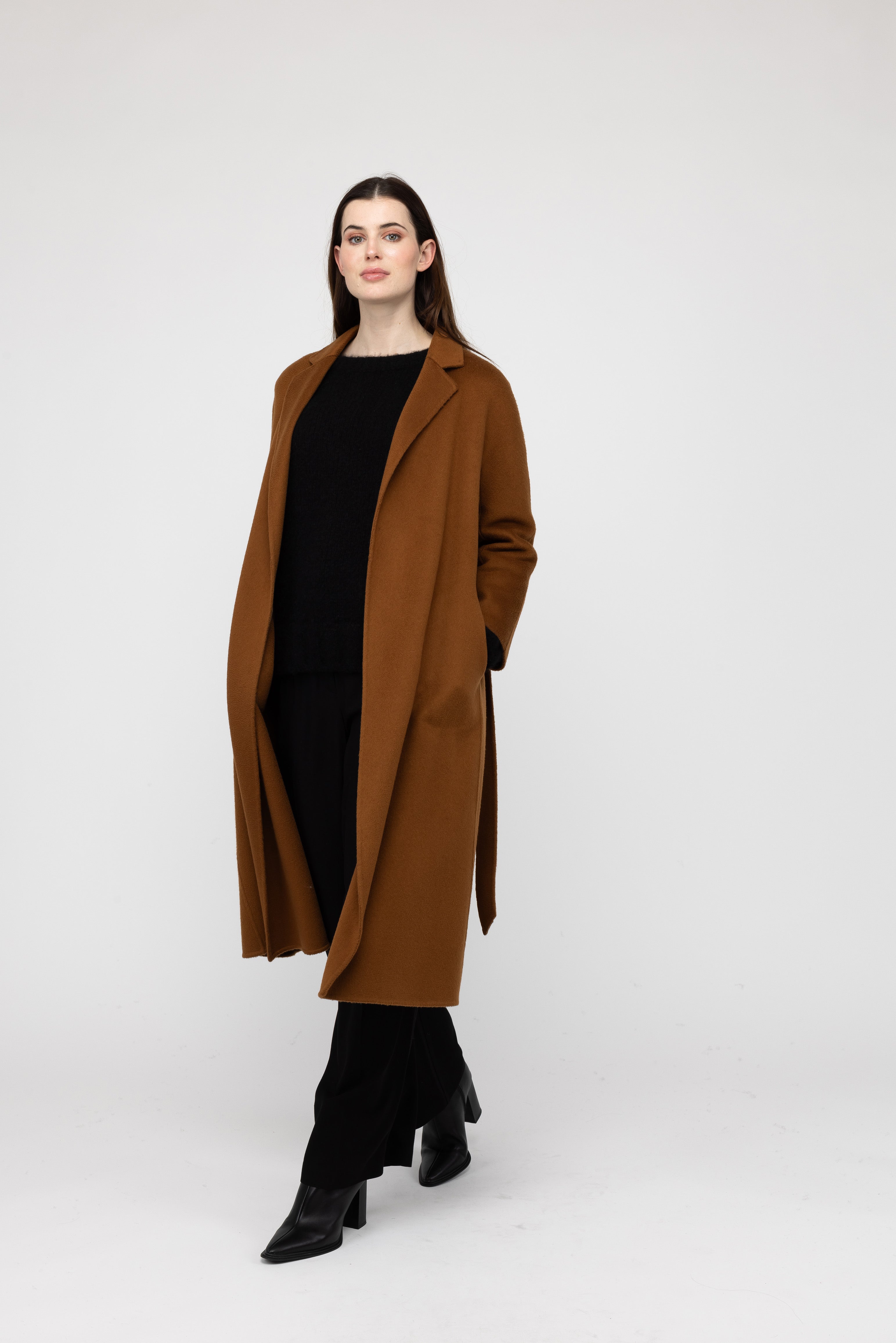 VAN KUKIL LONG COAT WITH SIDE POCKETS