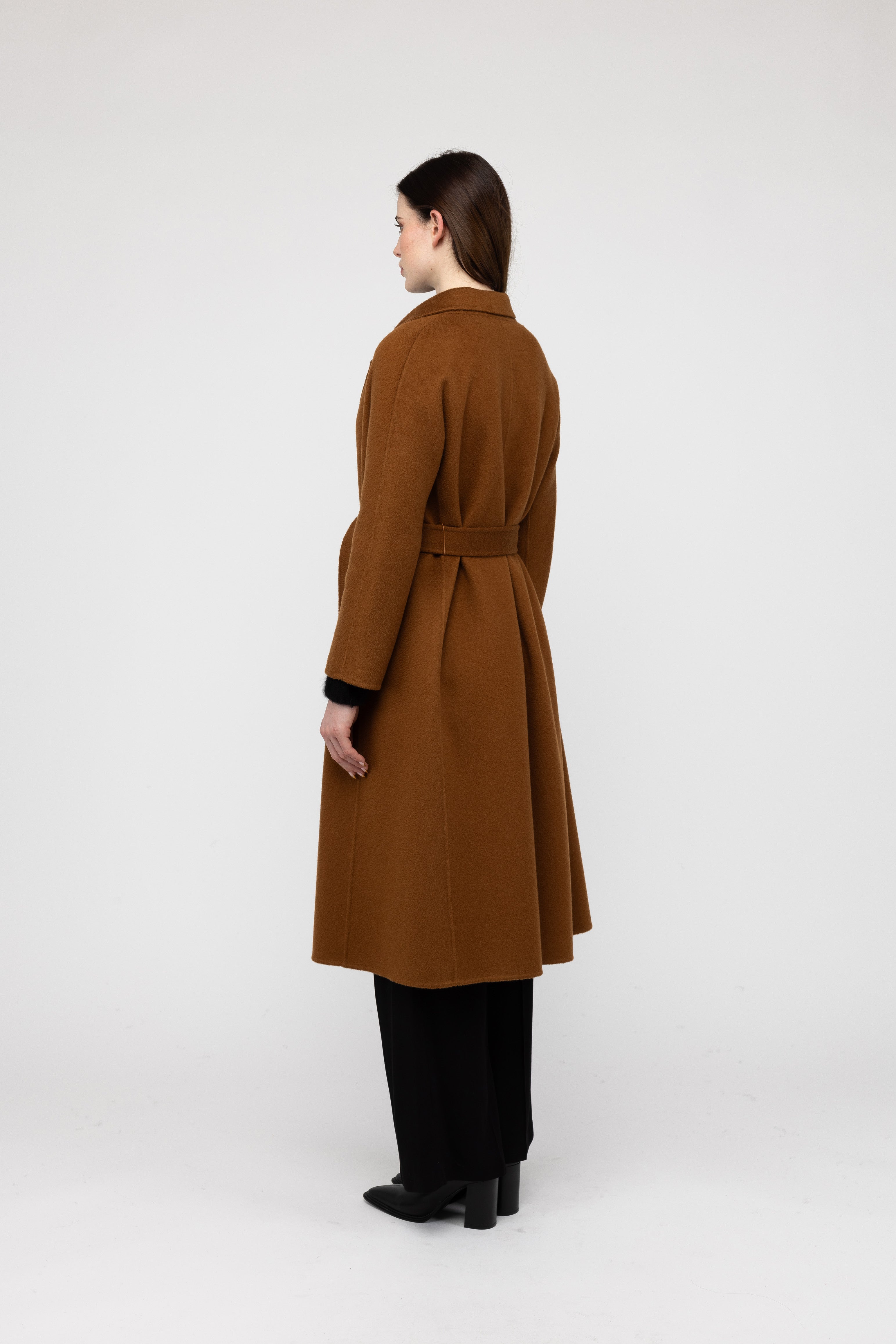 VAN KUKIL LONG COAT WITH SIDE POCKETS