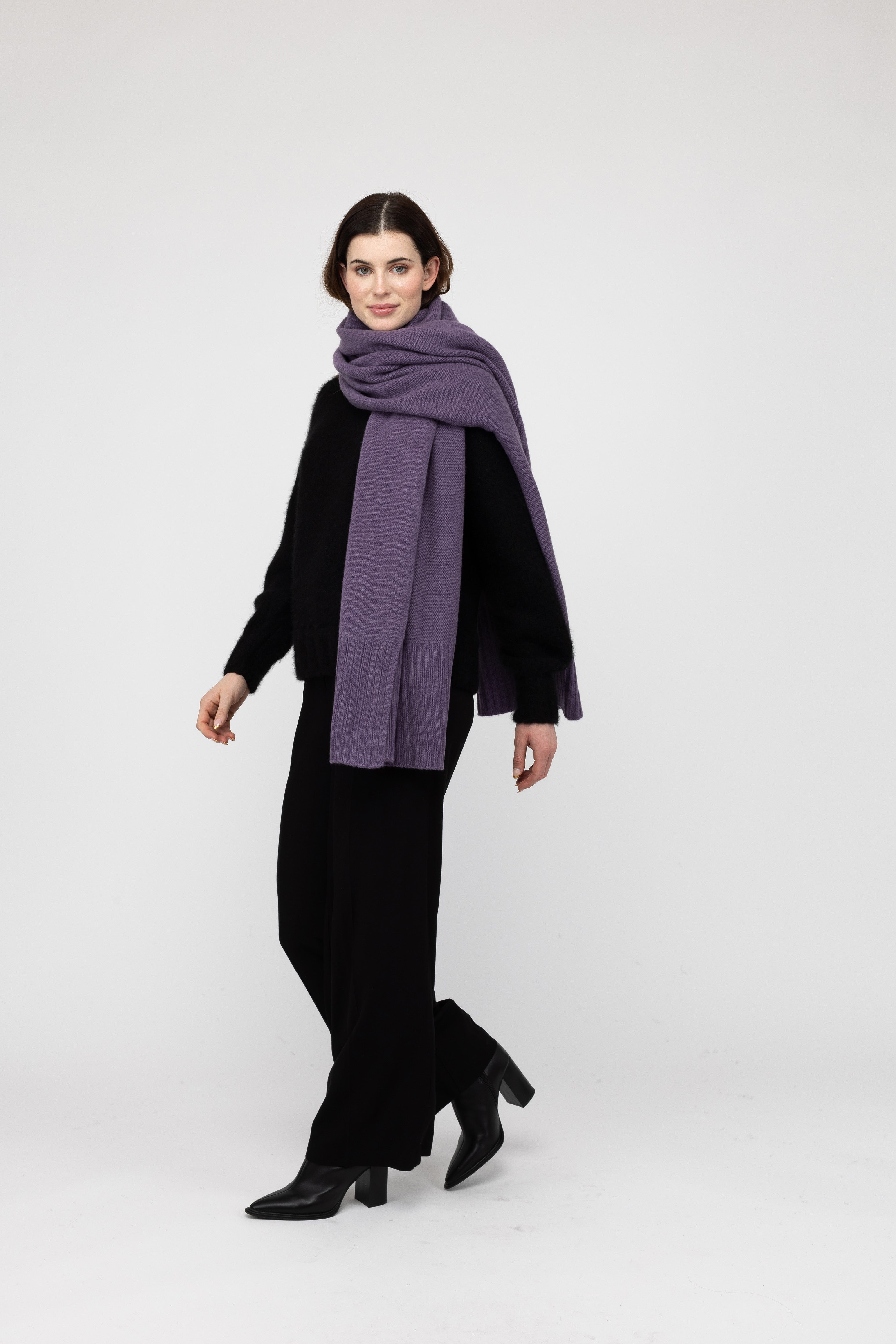 Van Kukil Cashmere Ribbed Scarf