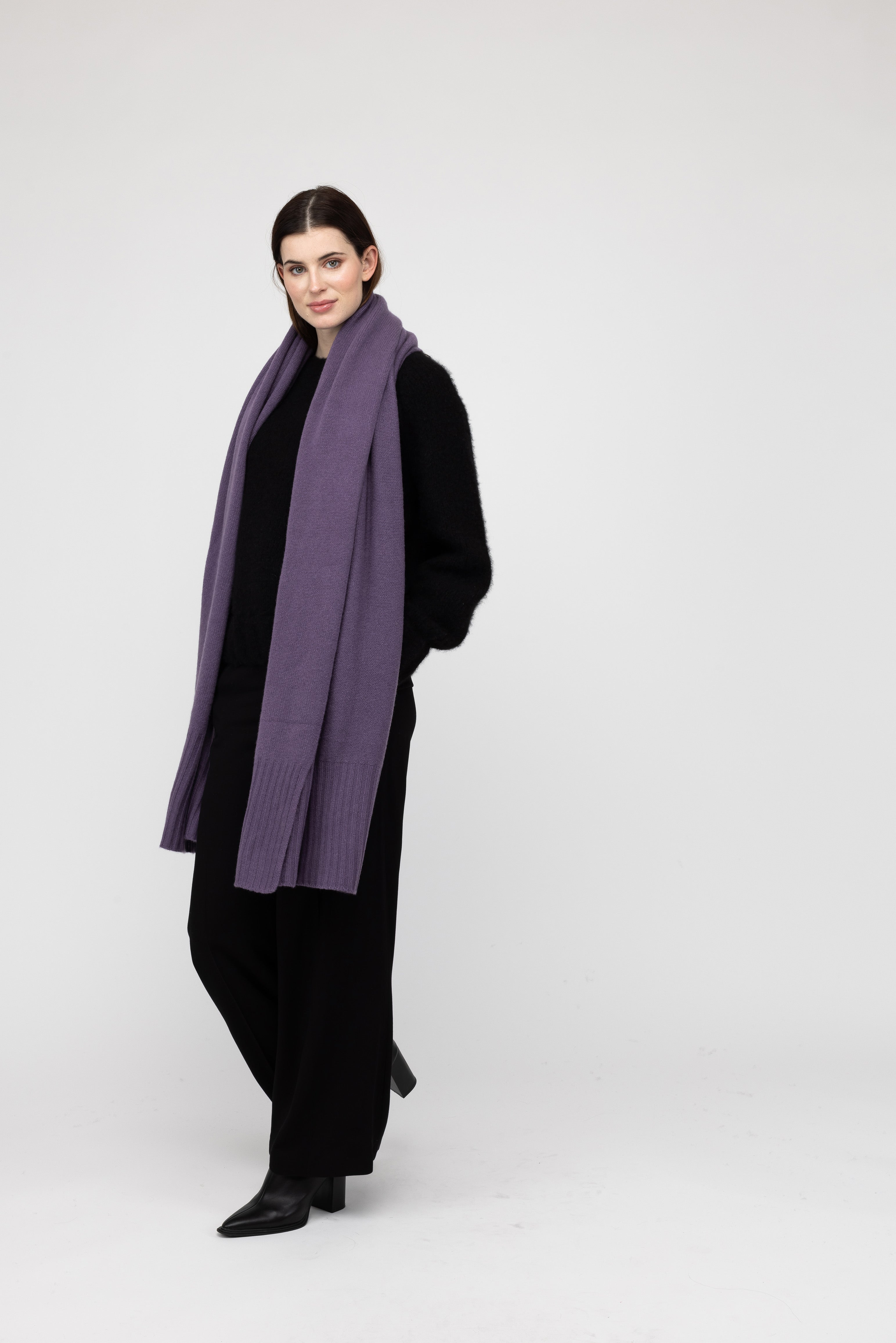 Van Kukil Cashmere Ribbed Scarf