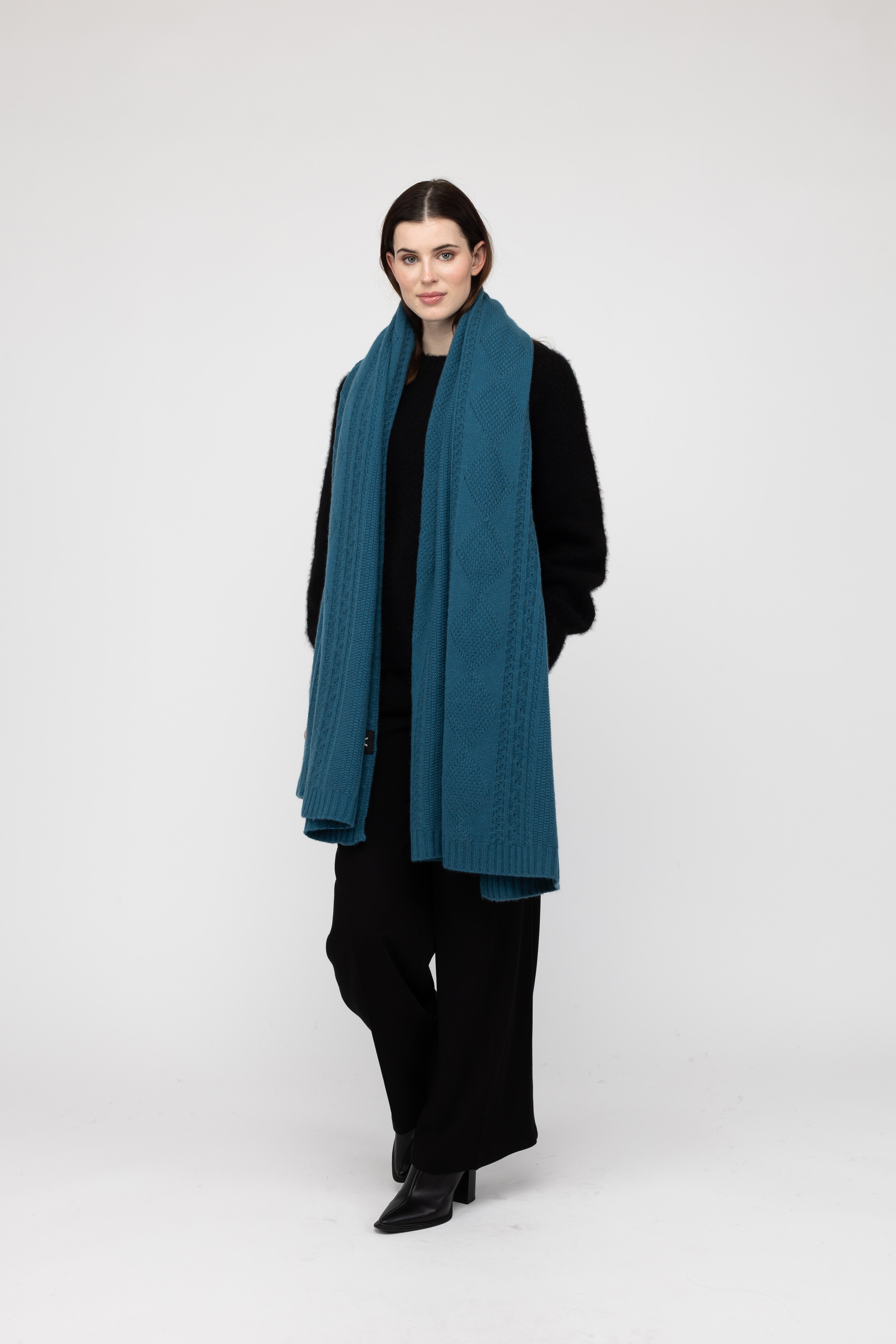 Van Kukil Cashmere Cable-Knit Scarf