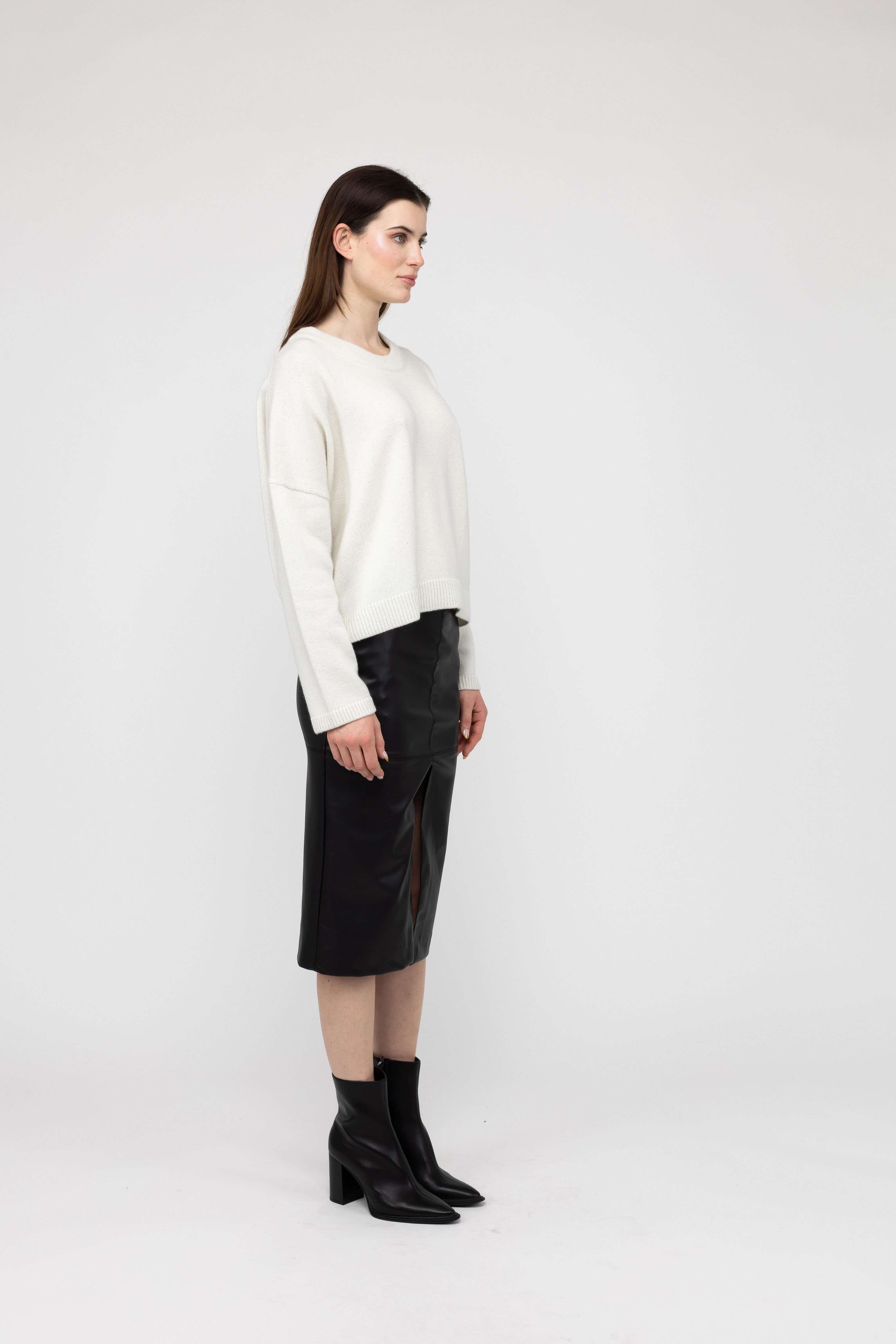 Van Kukil Cashmere Relaxed Crewneck Sweater