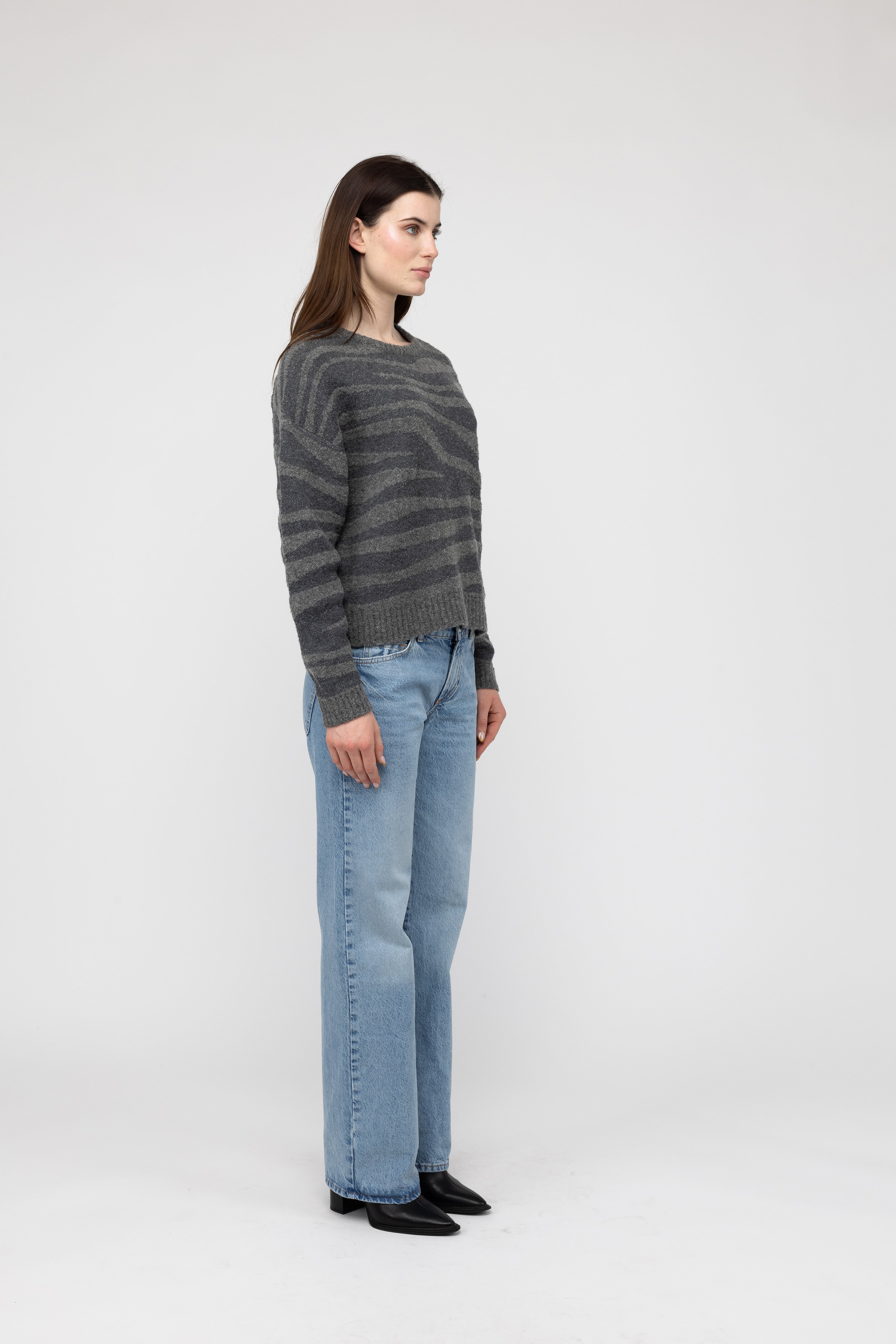 Van Kukil Cashmere Zebra Jacquard Sweater