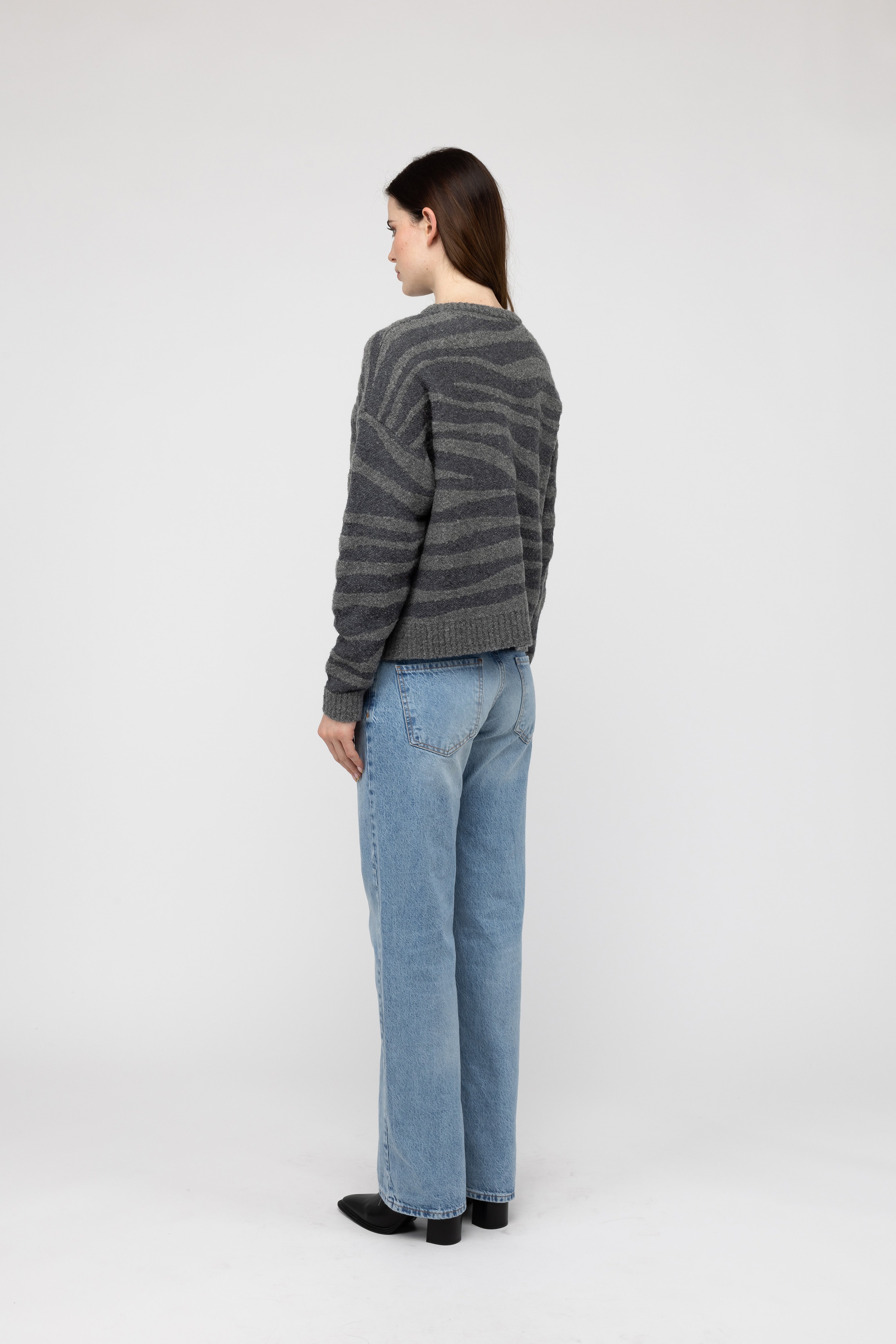 Van Kukil Cashmere Zebra Jacquard Sweater