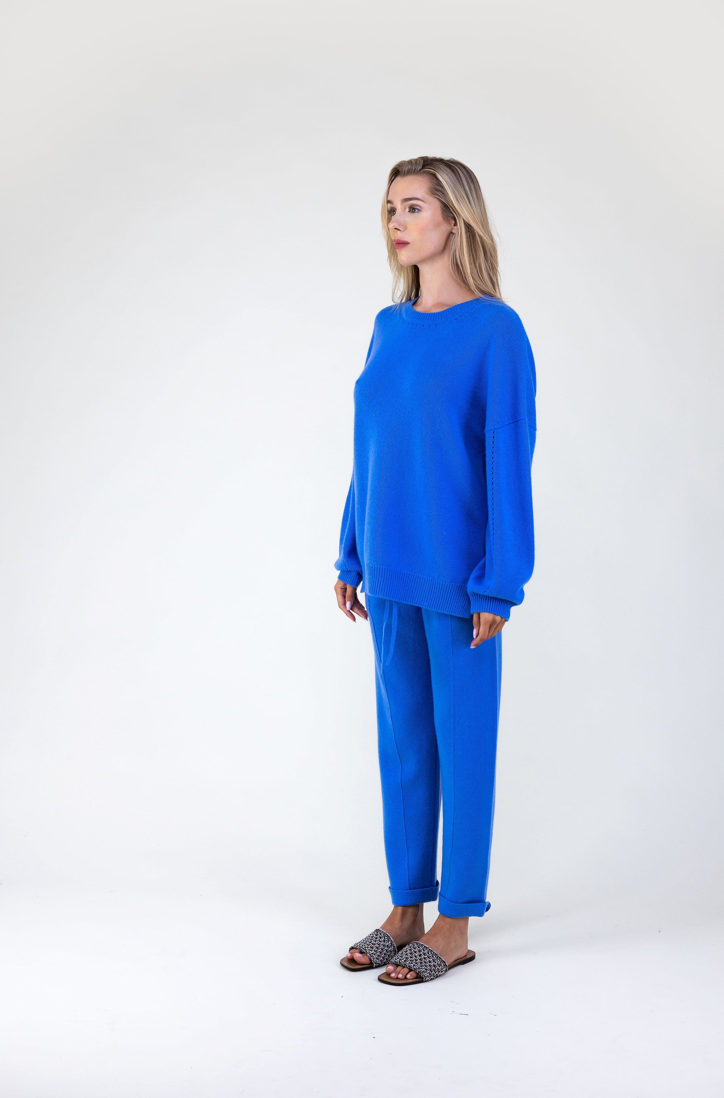 Van Kukil Cashmere Crew Neck Sweater