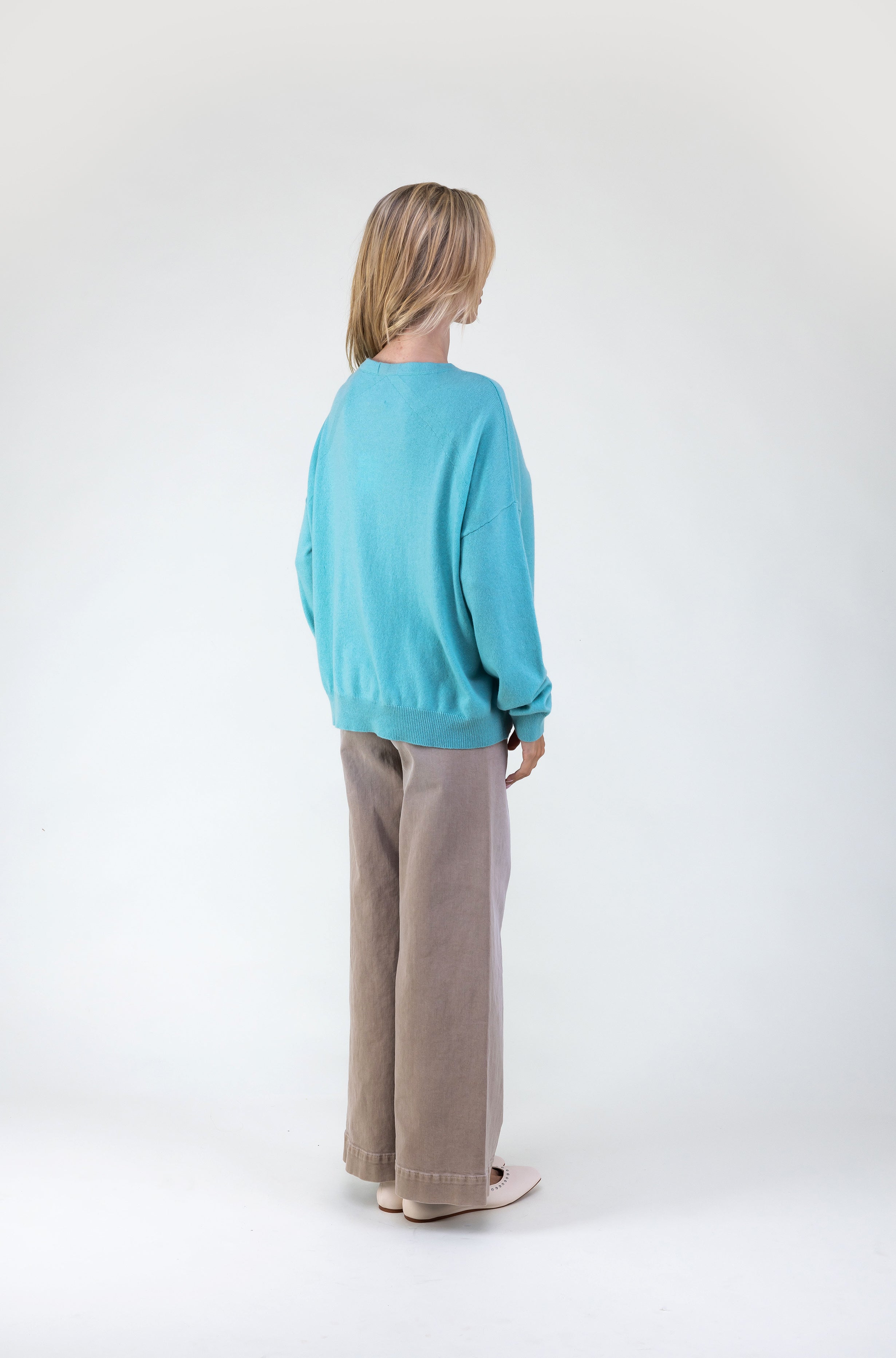 Van Kukil Cashmere Relaxed Crewneck Sweater