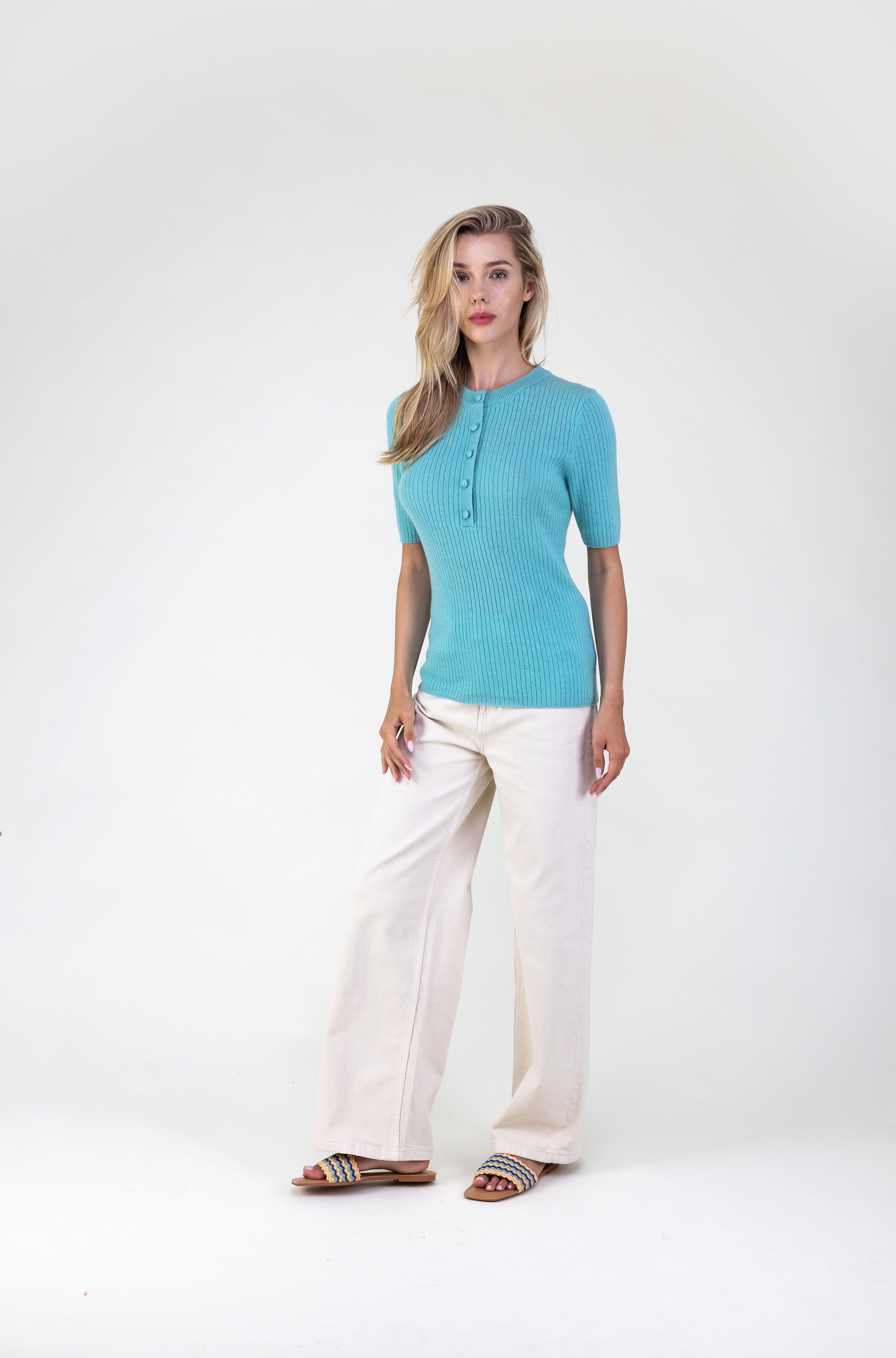 Van Kukil 100% Cashmere Ribbed Henley Sweater