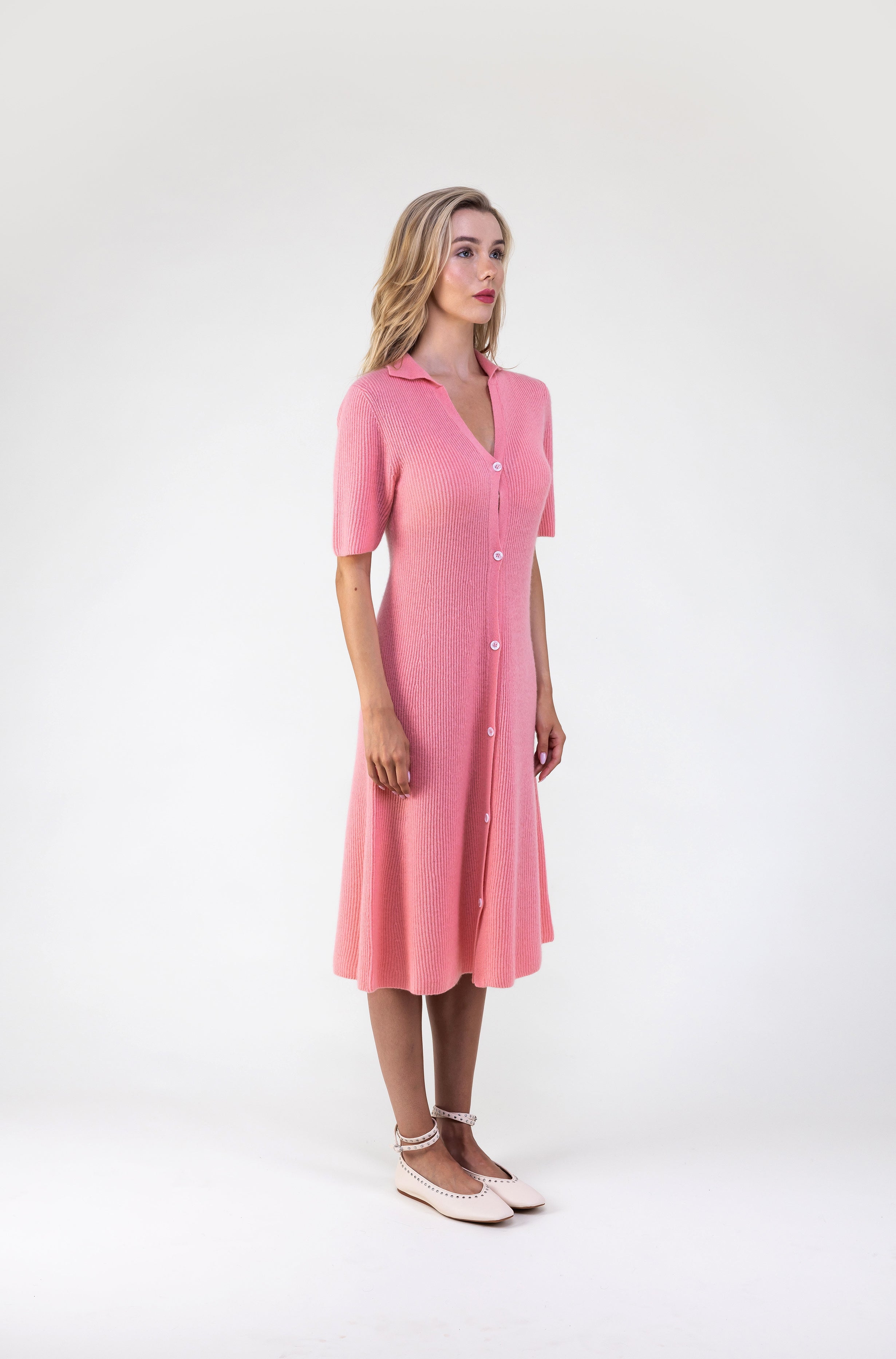 Van Kukil Cashmere Ribbed Button-Down Midi Dress