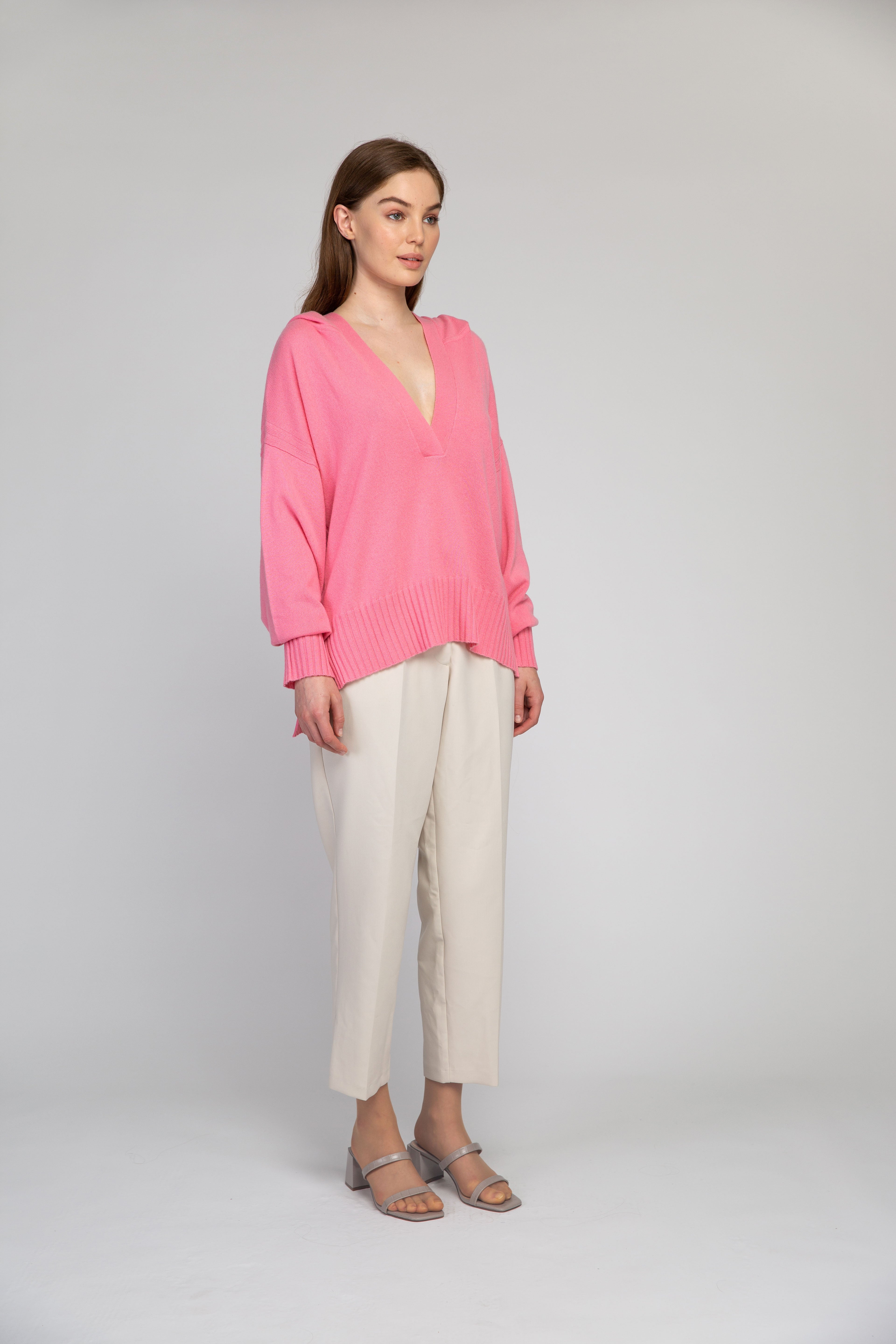 Van Kukil Deep V-Neck Jumper