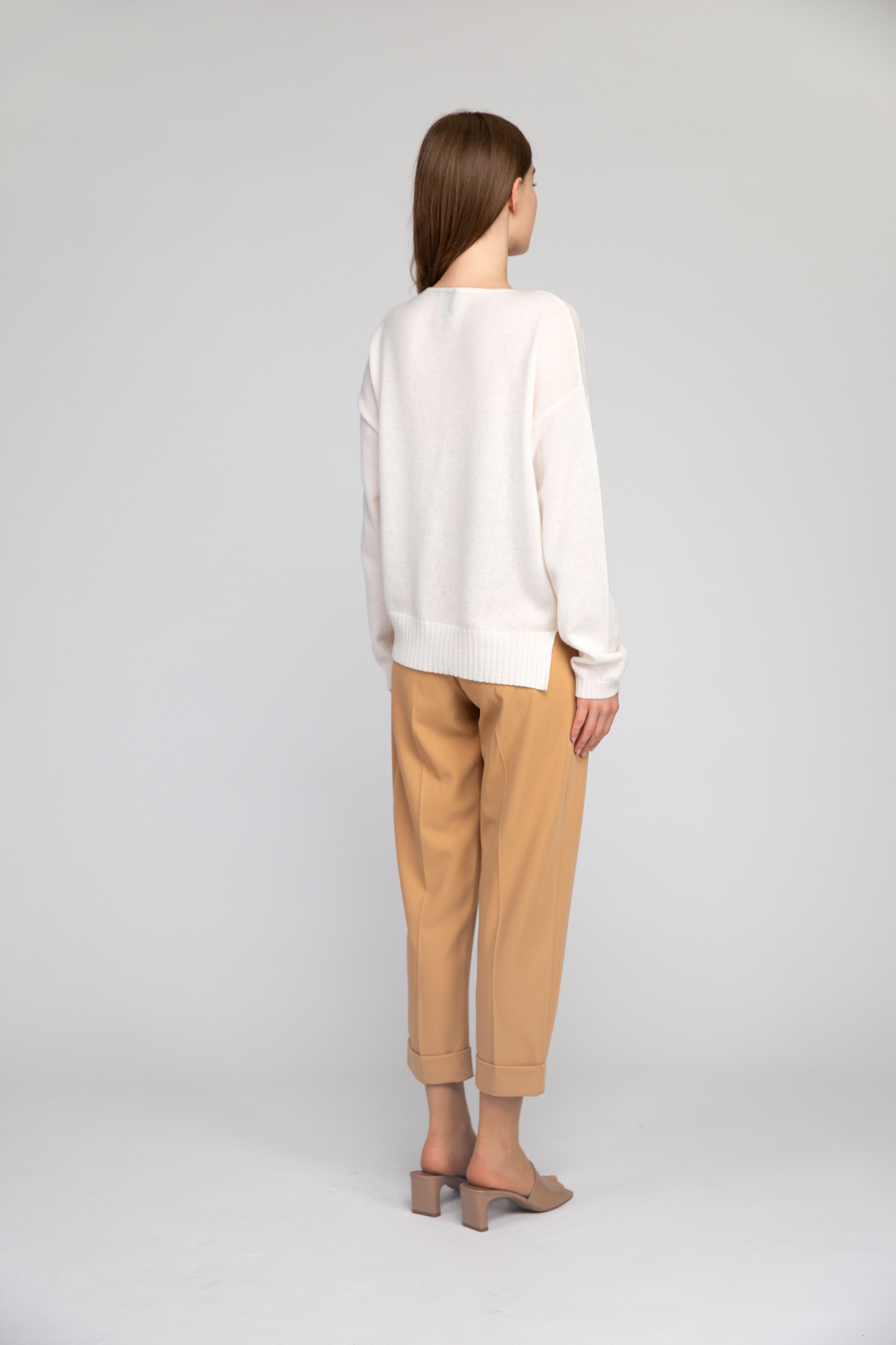 VAN KUKIL V NECK POCKET JUMPER