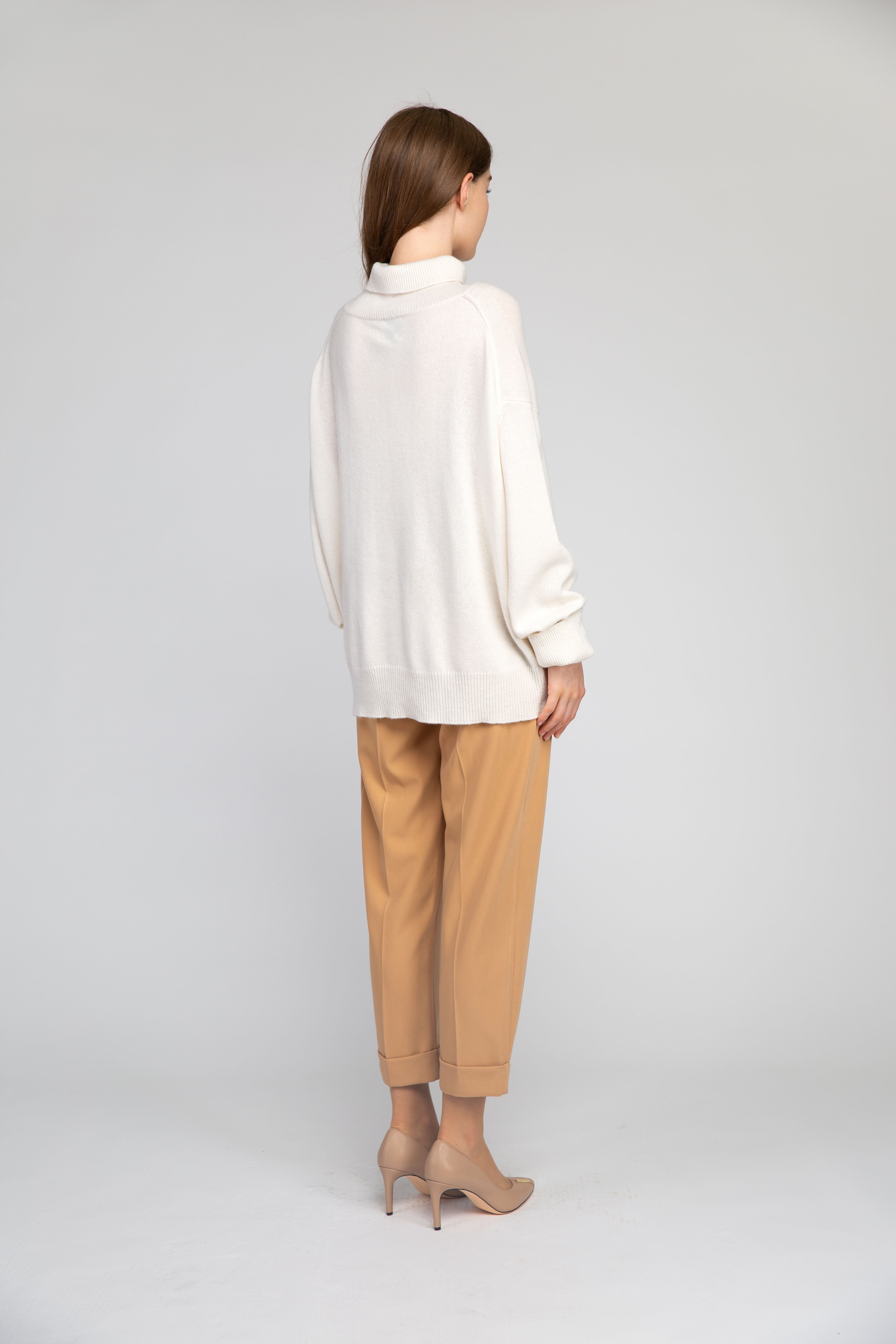 VAN KUKIL HIGH NECK JUMPER