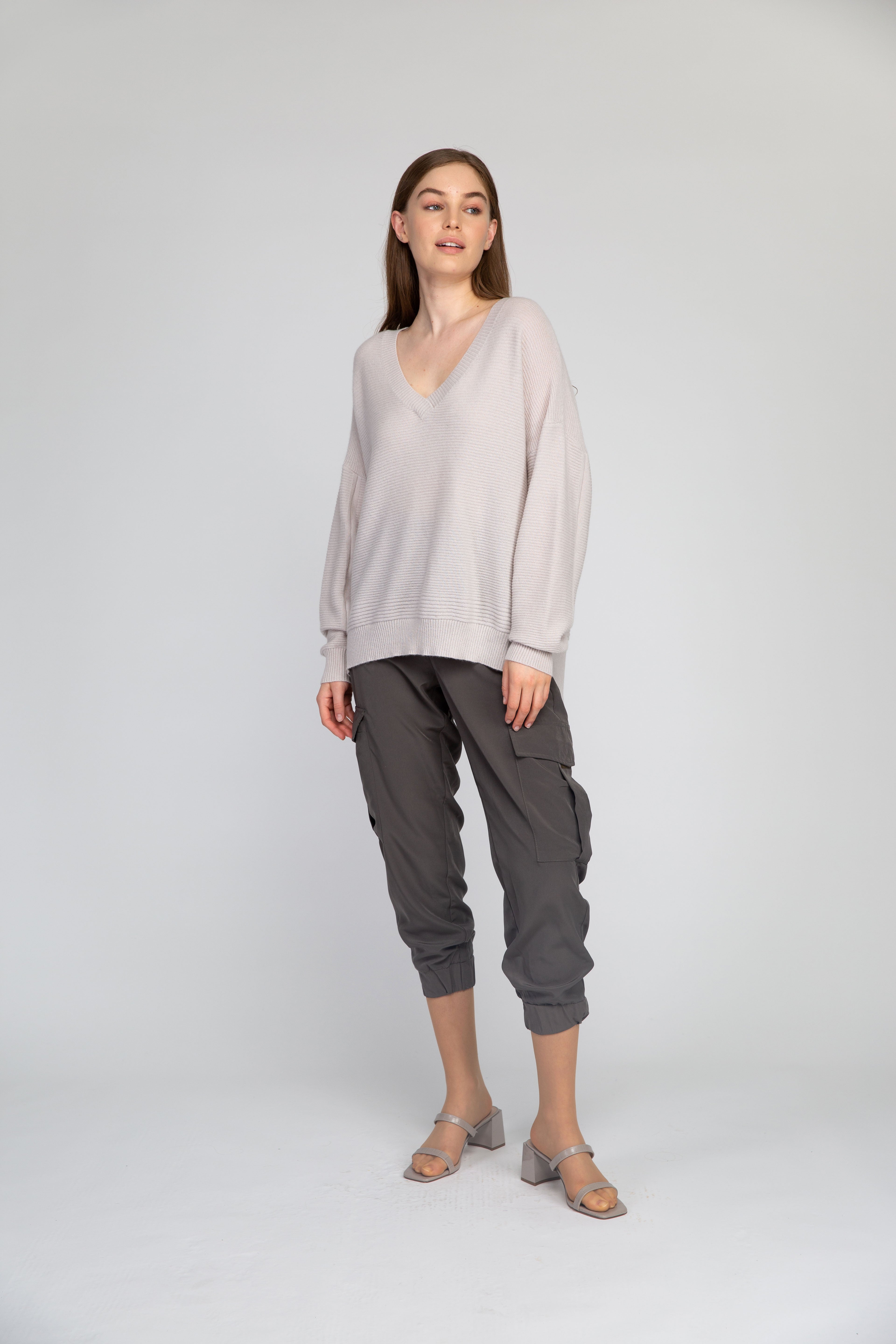 VAN KUKIL V NECK RIB JUMPER