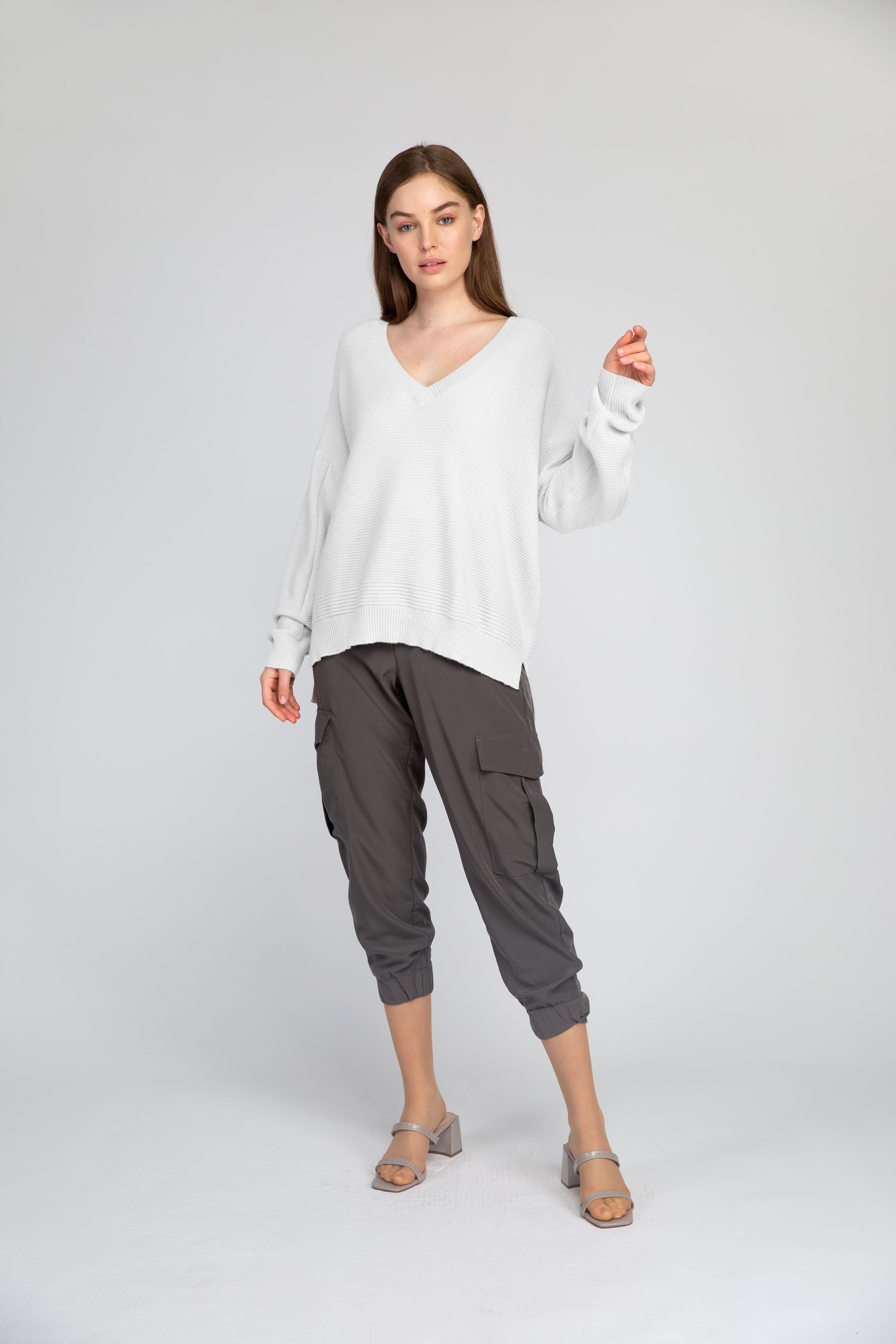 VAN KUKIL V NECK RIB JUMPER