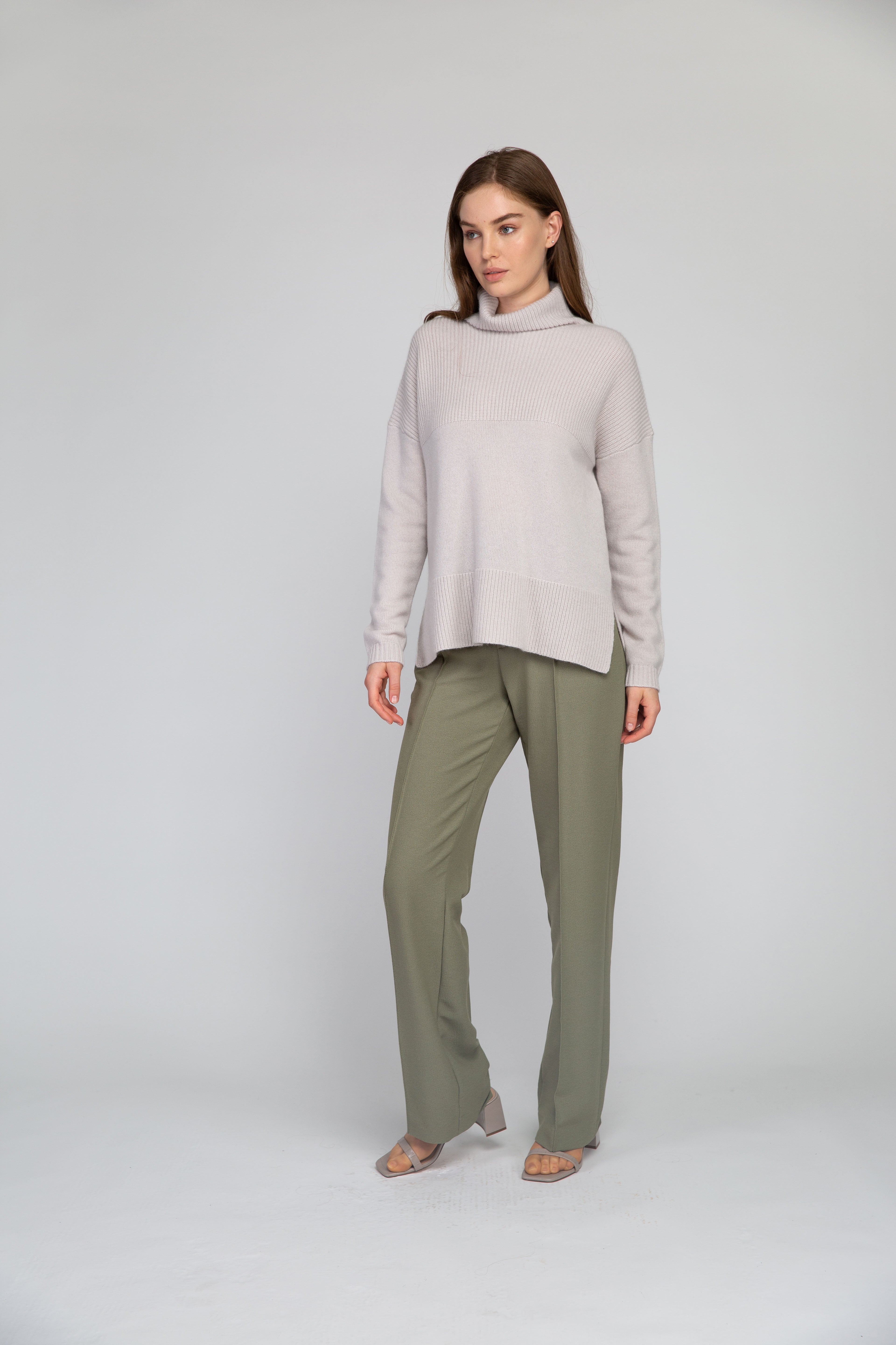 VAN KUKIL ROLL NECK HALF RIB JUMPER