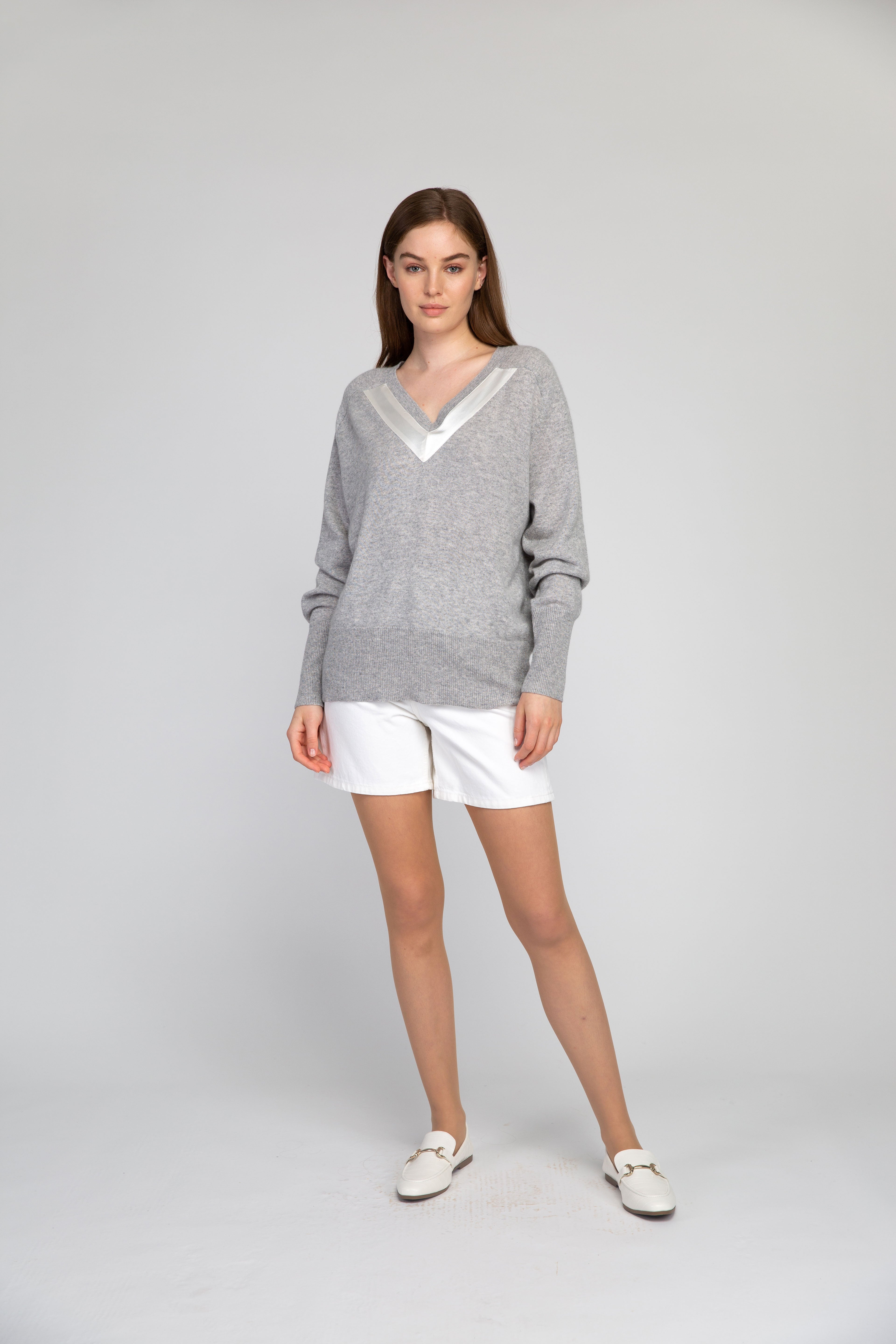 VAN KUKIL V NECK JUMPER WITHOUT PATCH