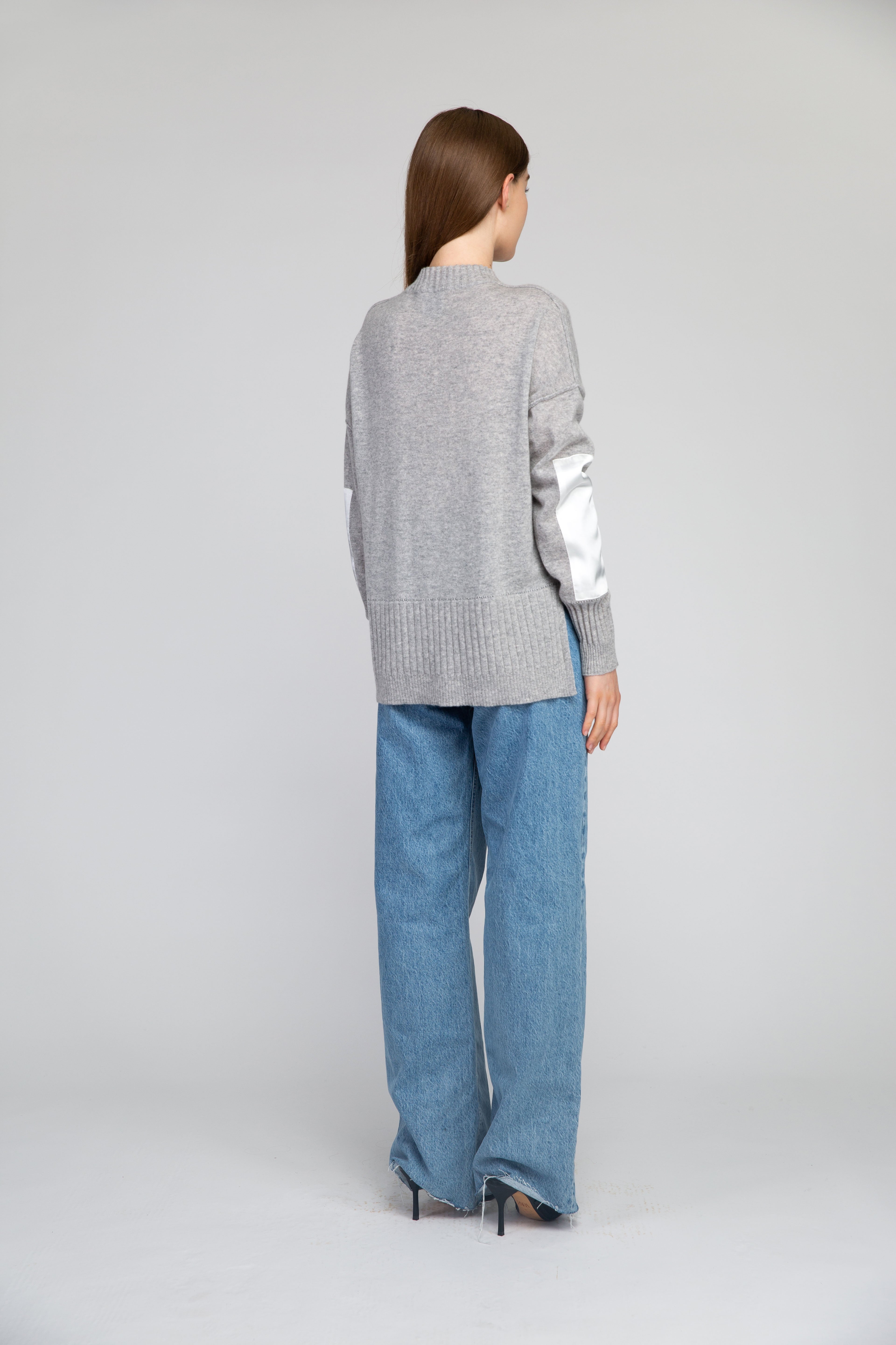 VAN KUKIL CREW NECK SILK PATCH