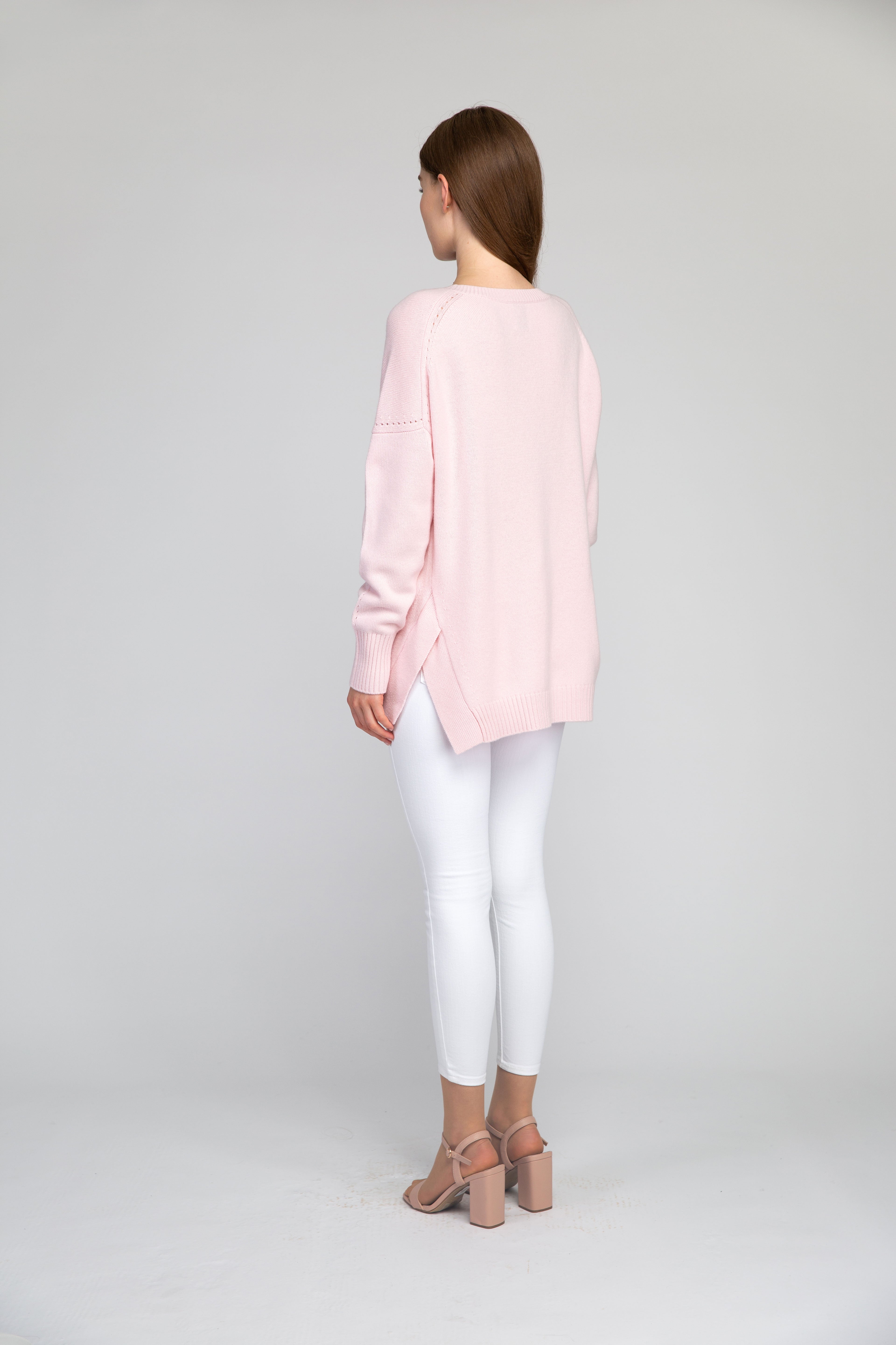 VAN KUKIL ROUND NECK JUMPER