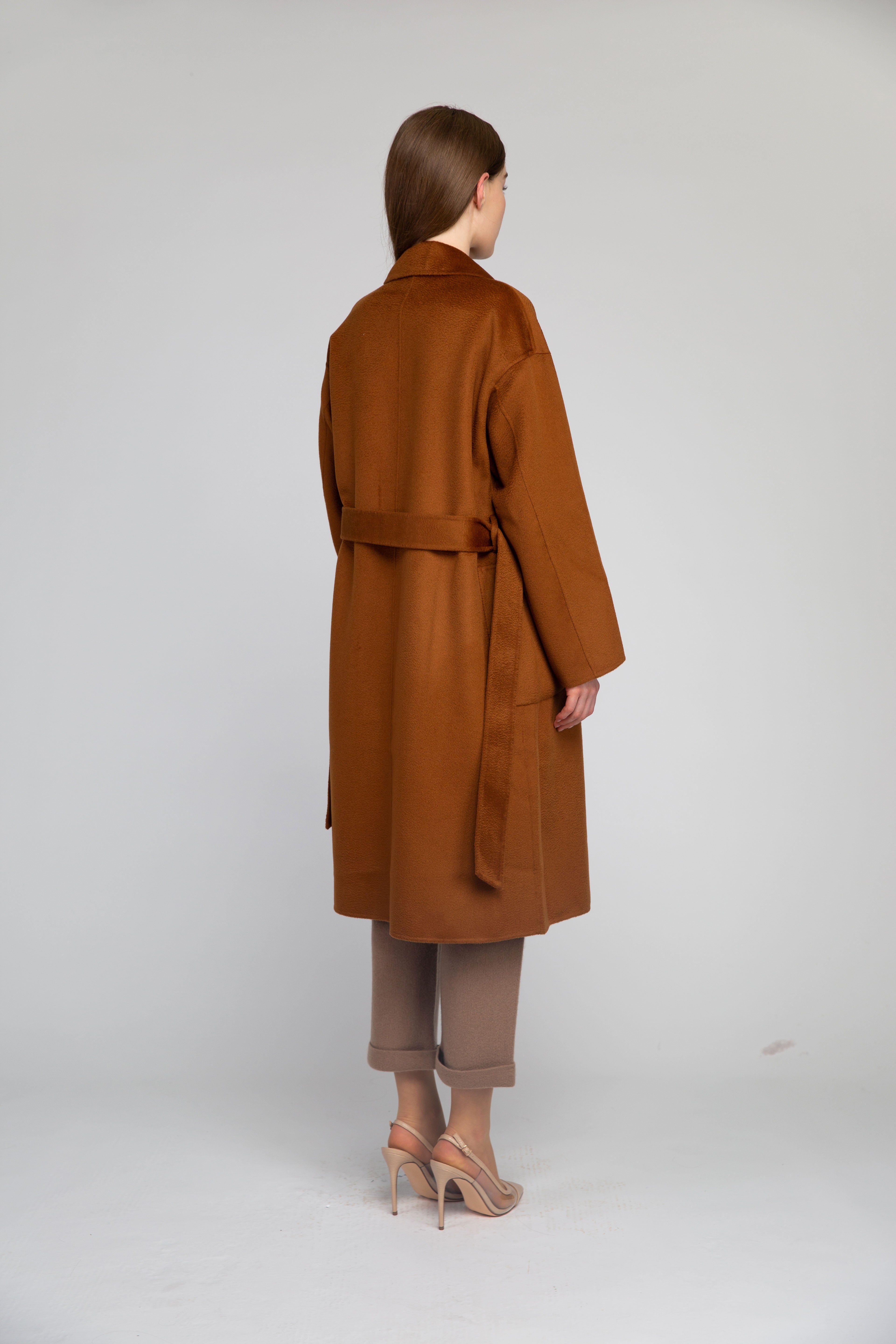 VAN KUKIL LONG COAT WITH POCKETS