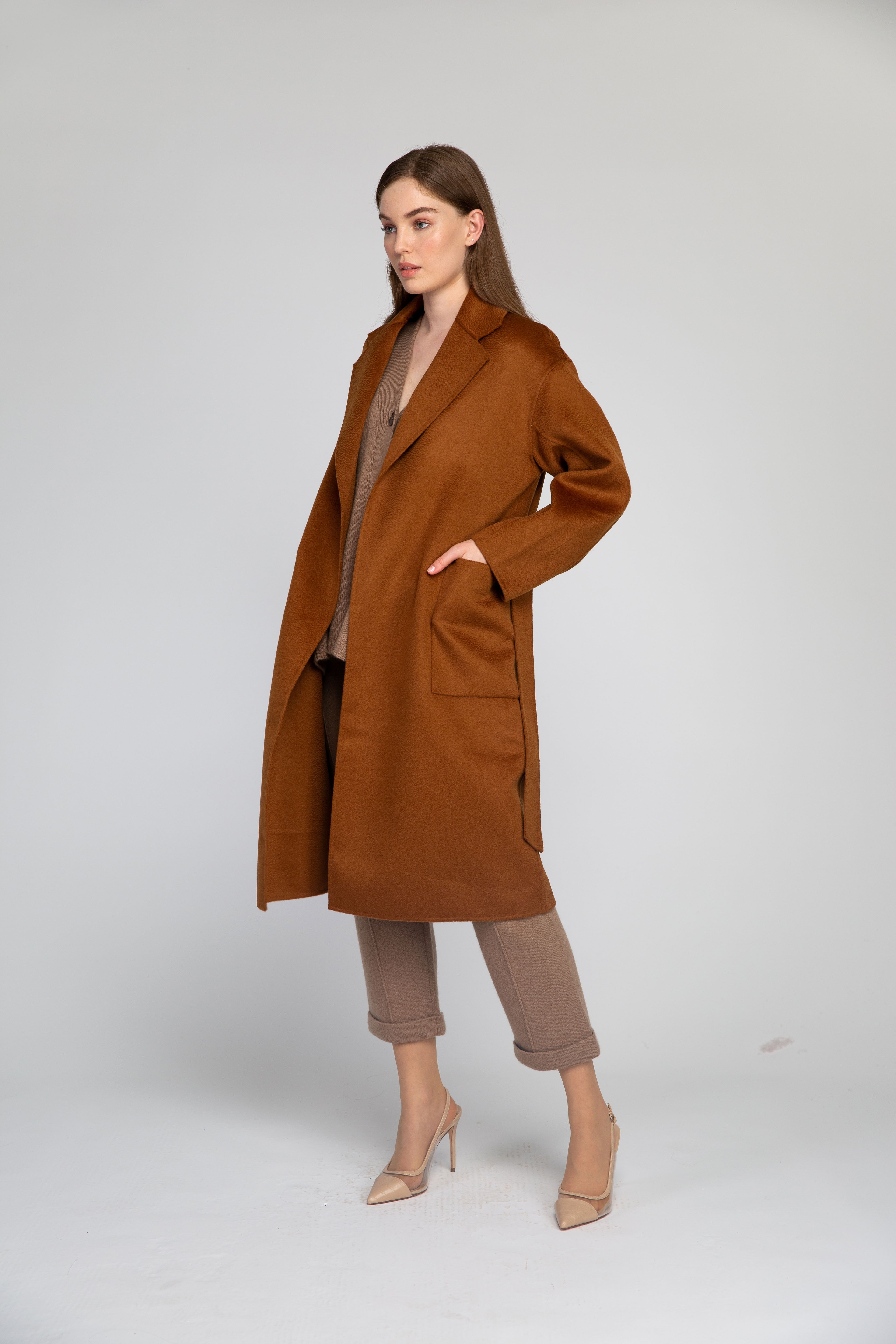 VAN KUKIL LONG COAT WITH POCKETS