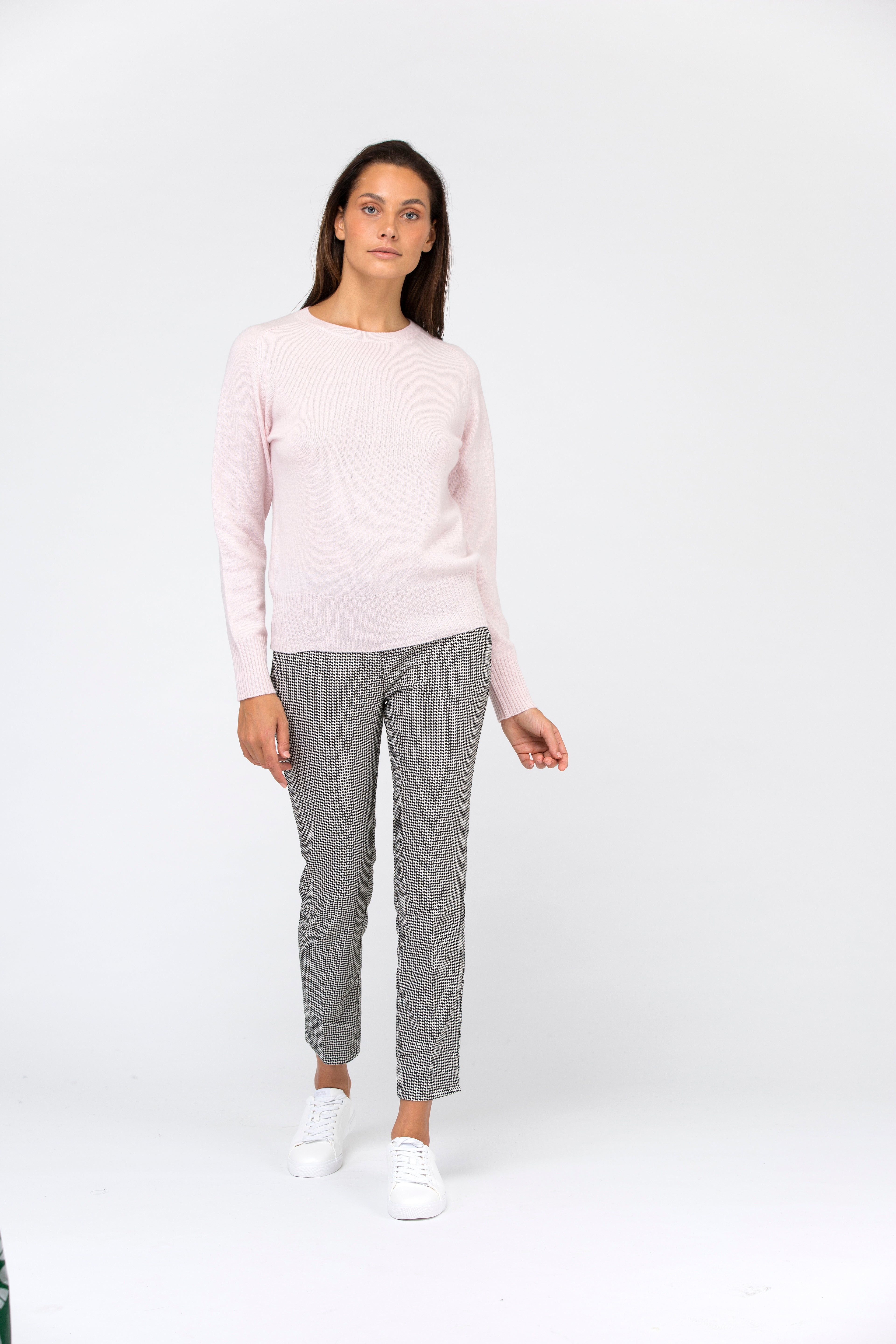 VAN KUKIL ROUND NECK JUMPER