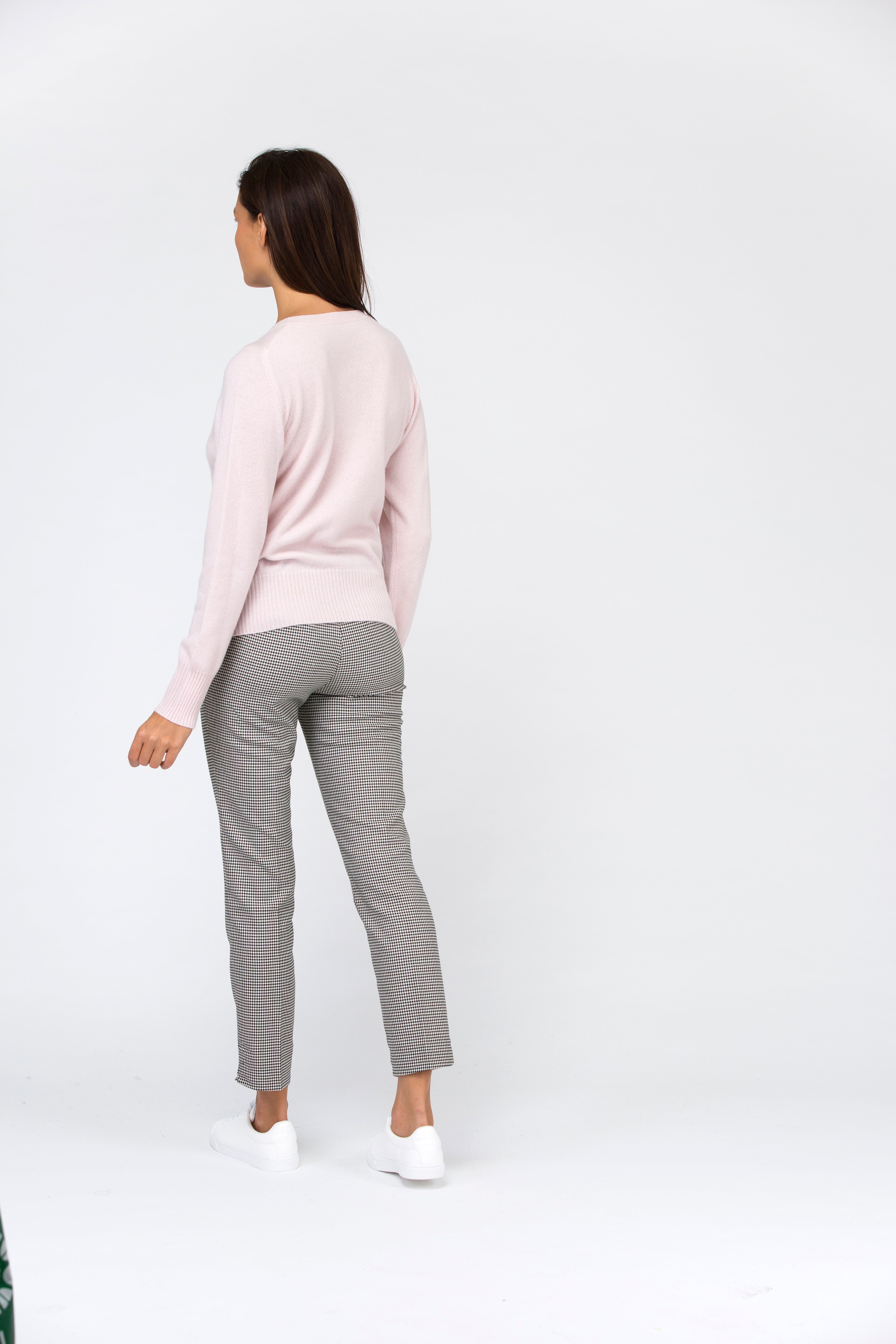 VAN KUKIL ROUND NECK JUMPER