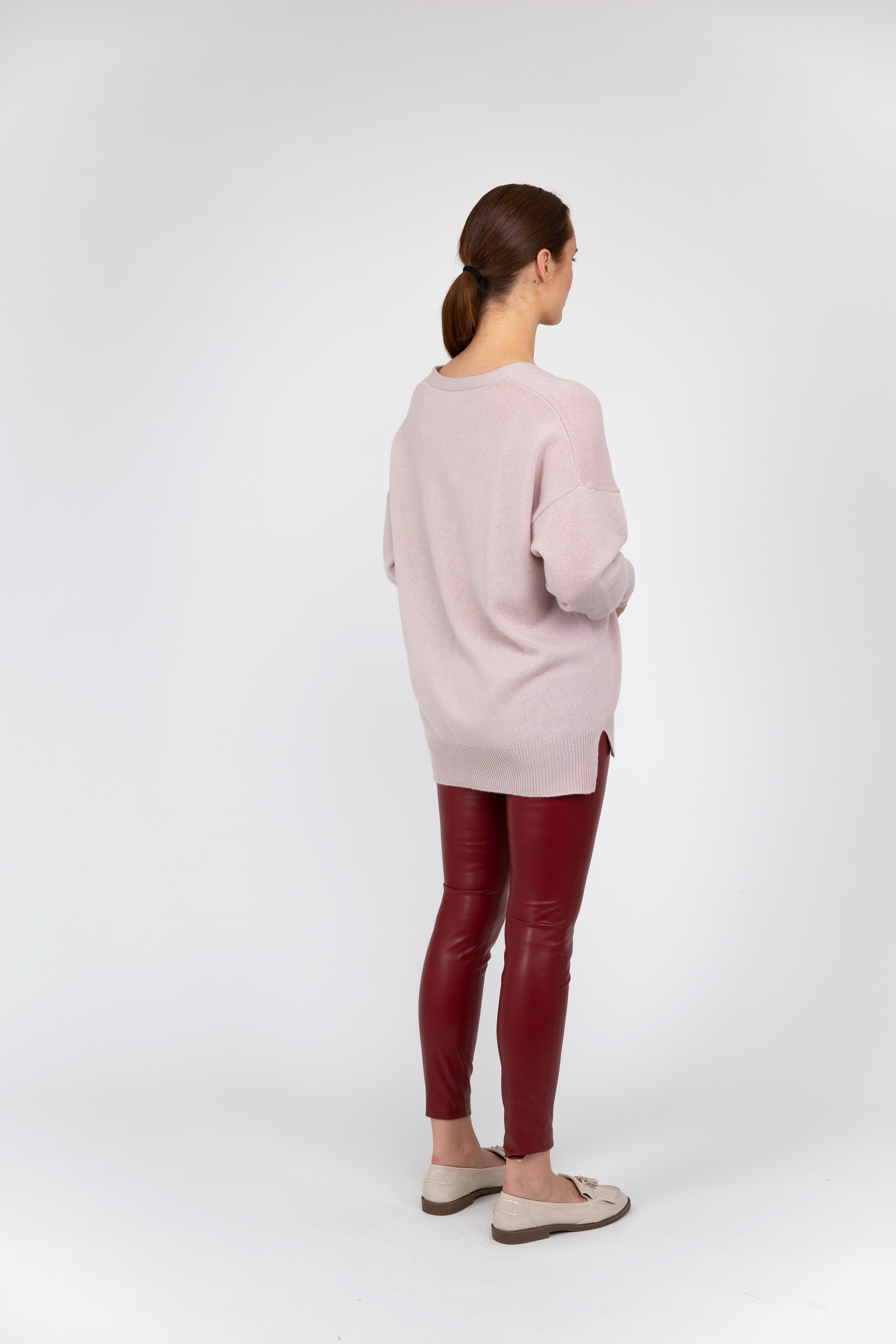 VAN KUKIL ROUND NECK JUMPER