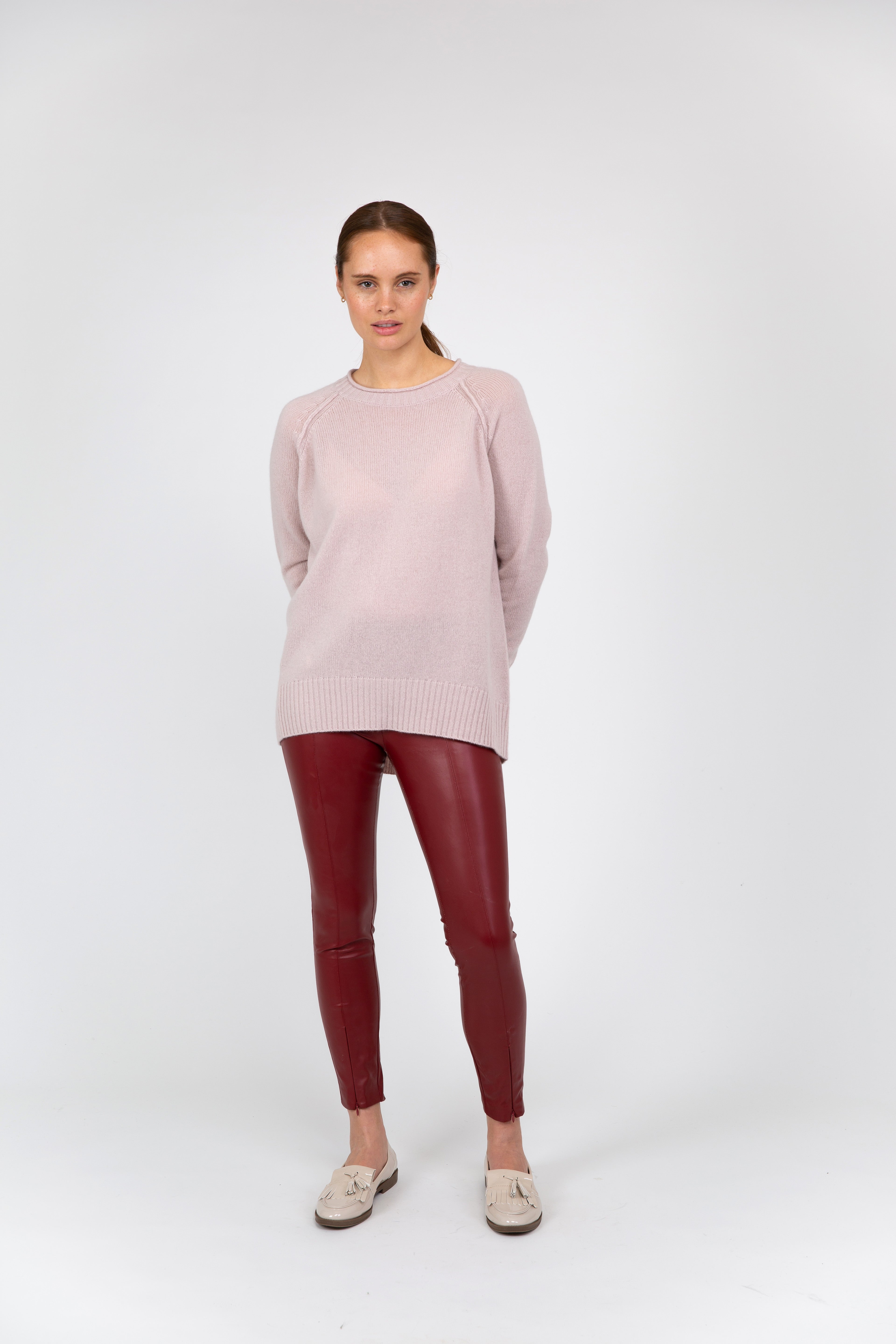 VAN KUKIL ROUND NECK JUMPER