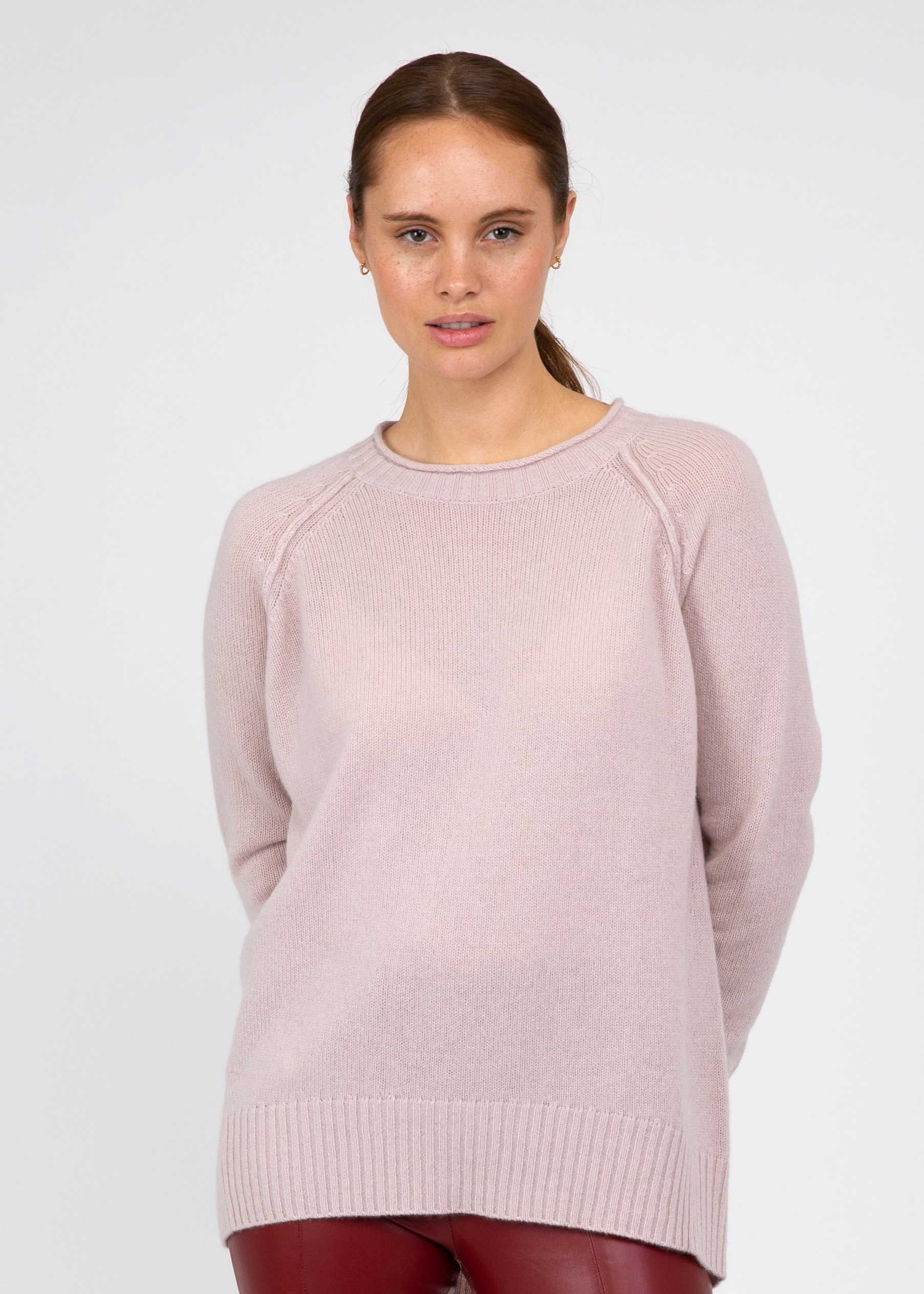 VAN KUKIL ROUND NECK JUMPER