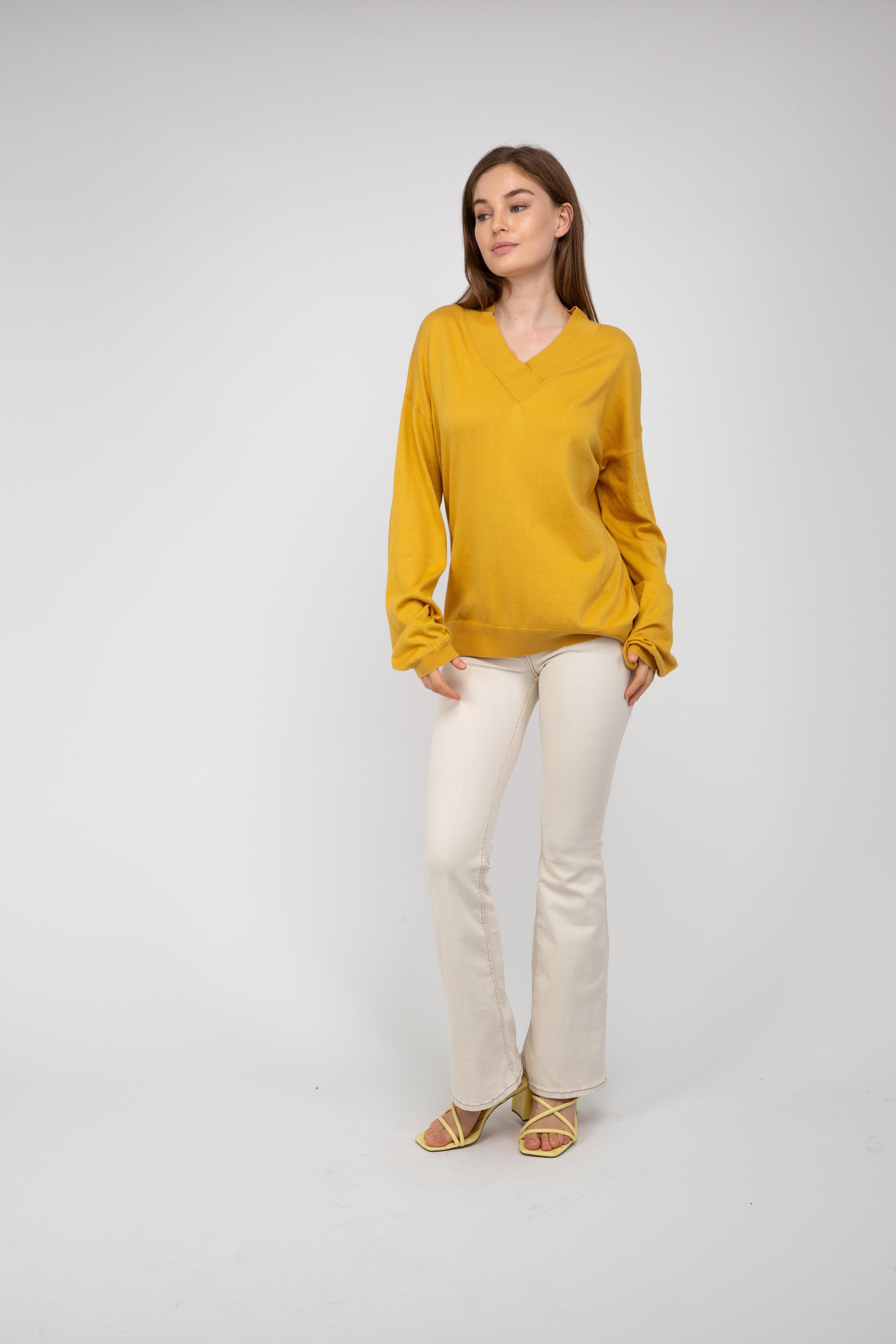 Van Kukil Relaxed V-Neck Jumper