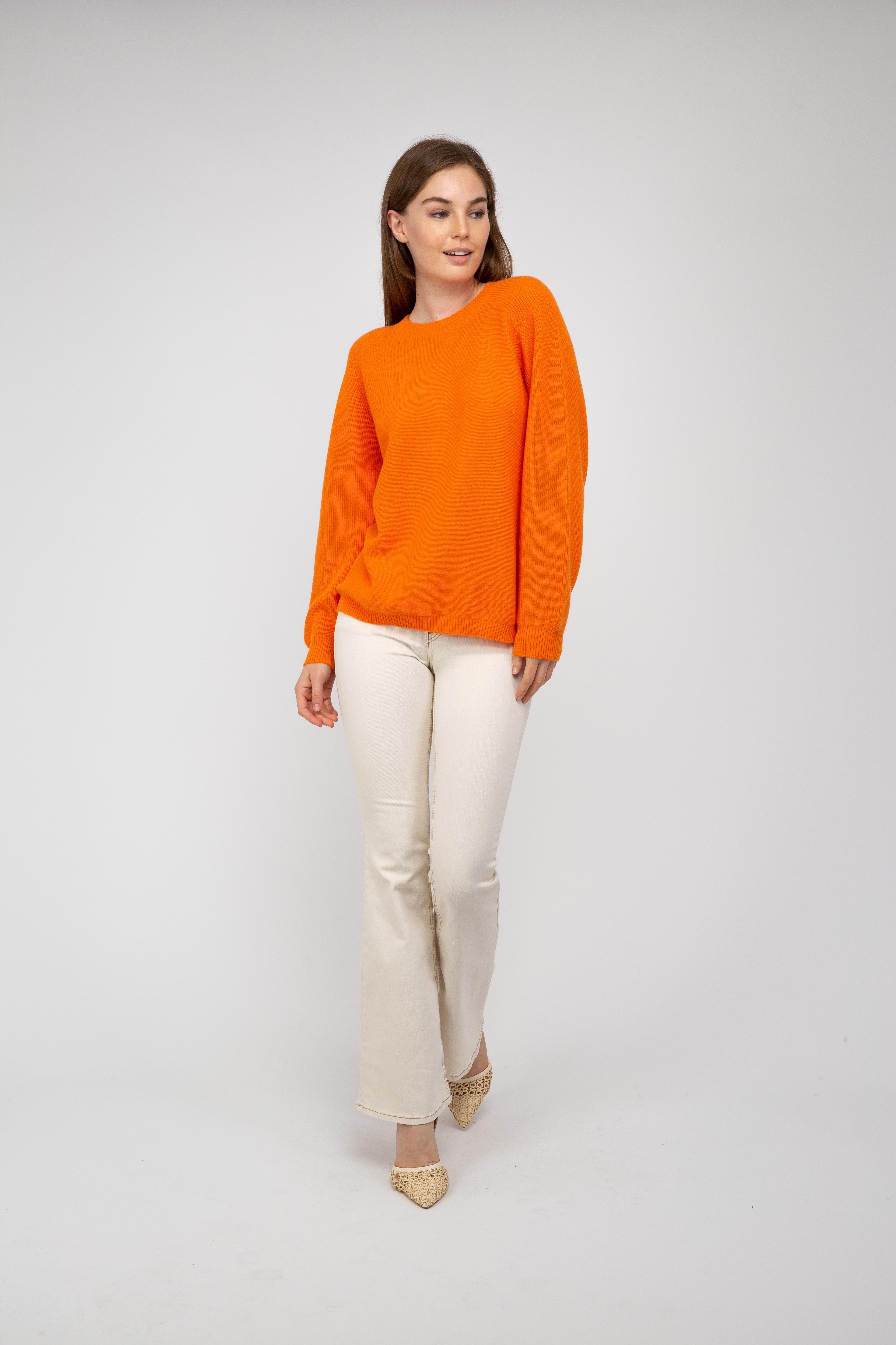 Van Kukil Round Neck Jumper