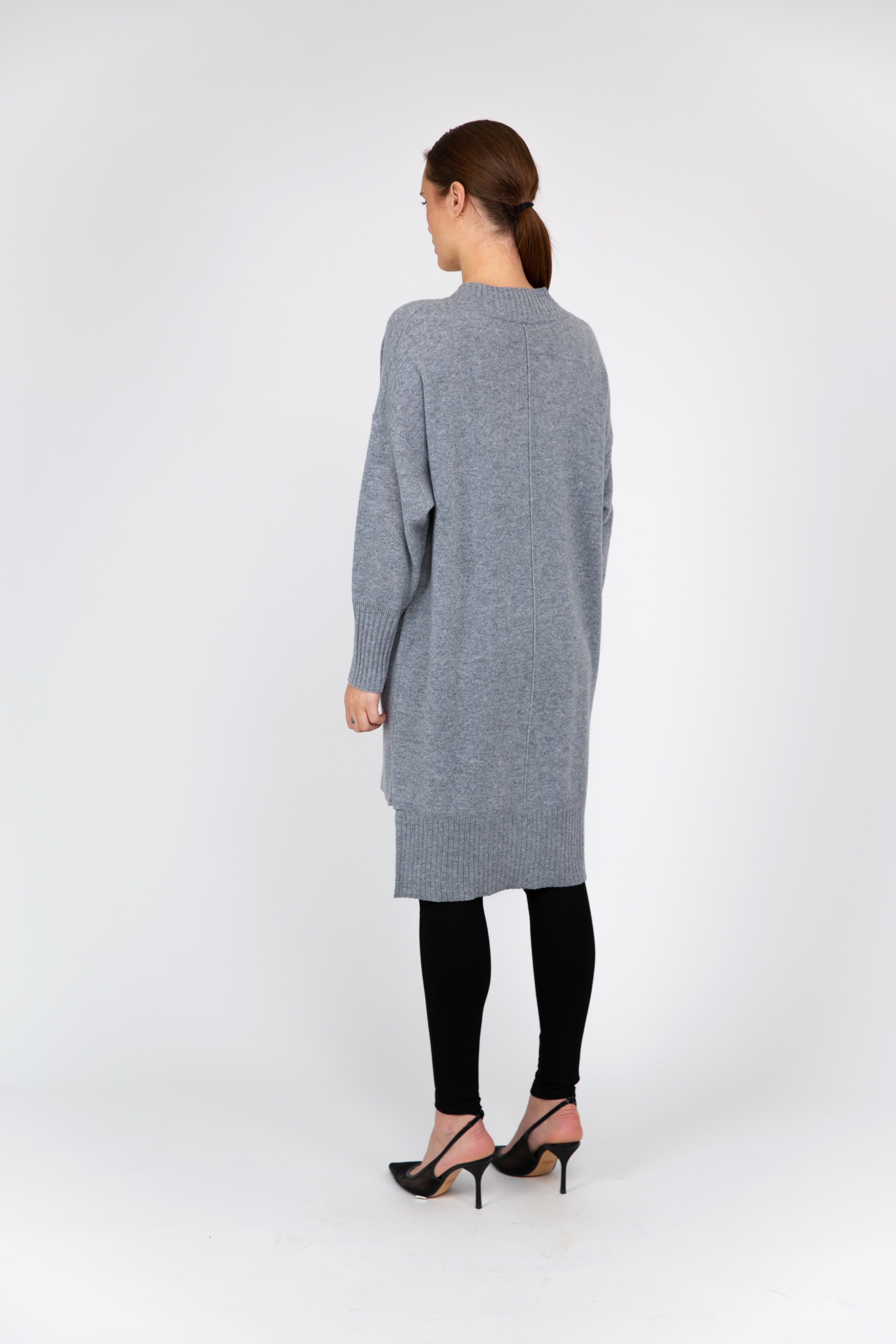 VAN KUKIL V NECK LONG CARDIGAN