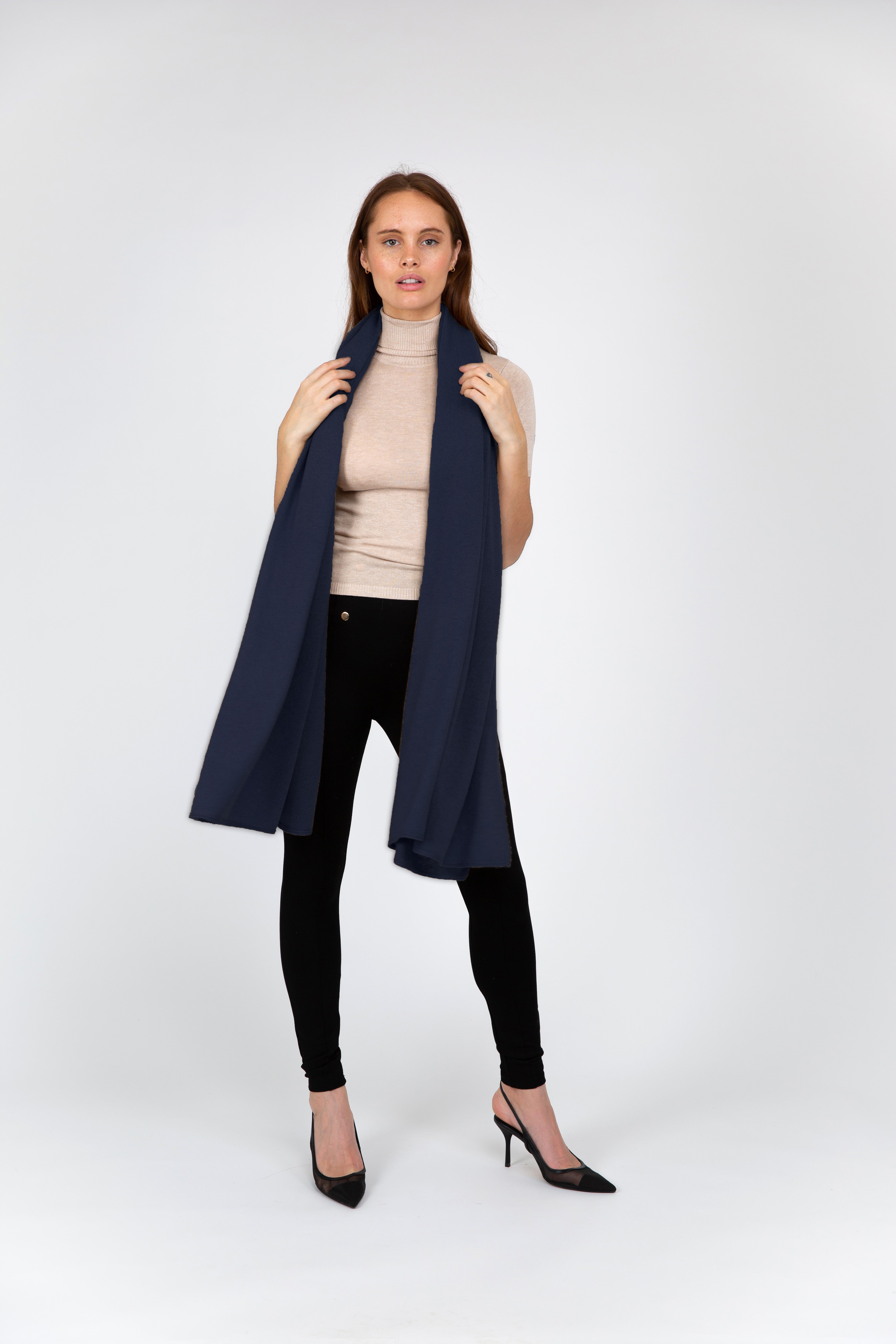 VAN KUKIL 100% CASHMERE LONG SCARF