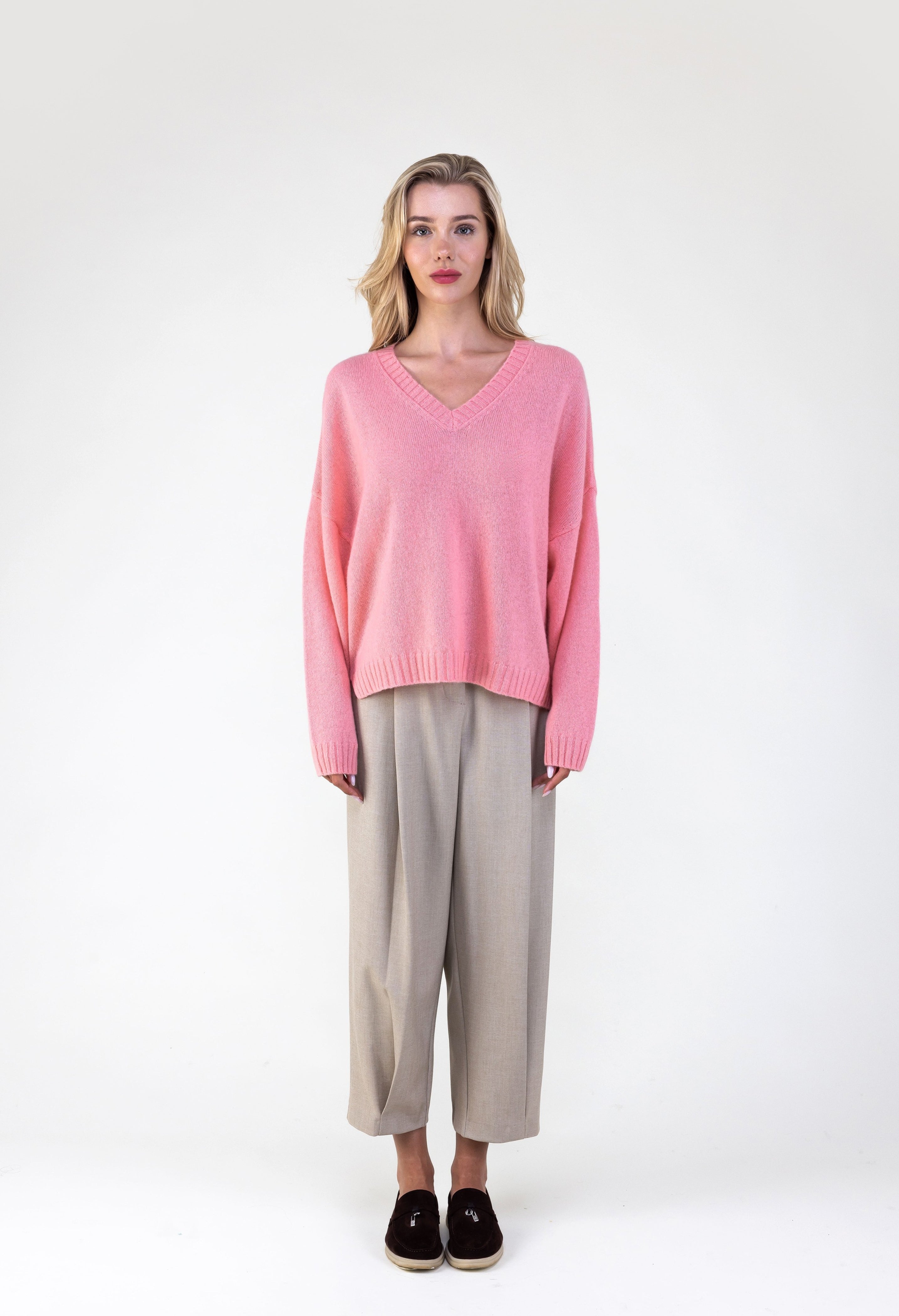 Van Kukil V-Neck Cashmere Sweater